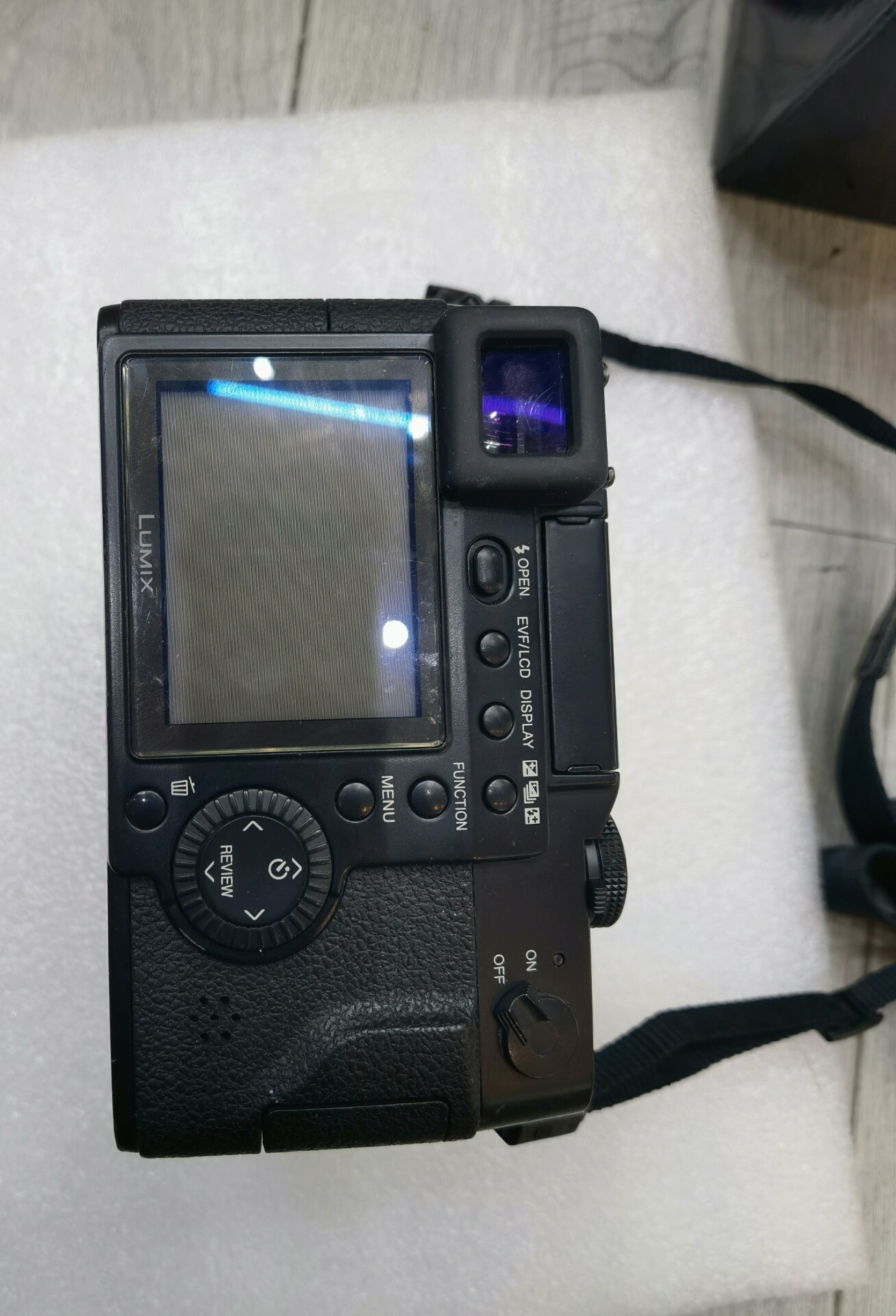 Panasonic Lumix DMC-LC1 Digital Compact Leica 7-22.5mm