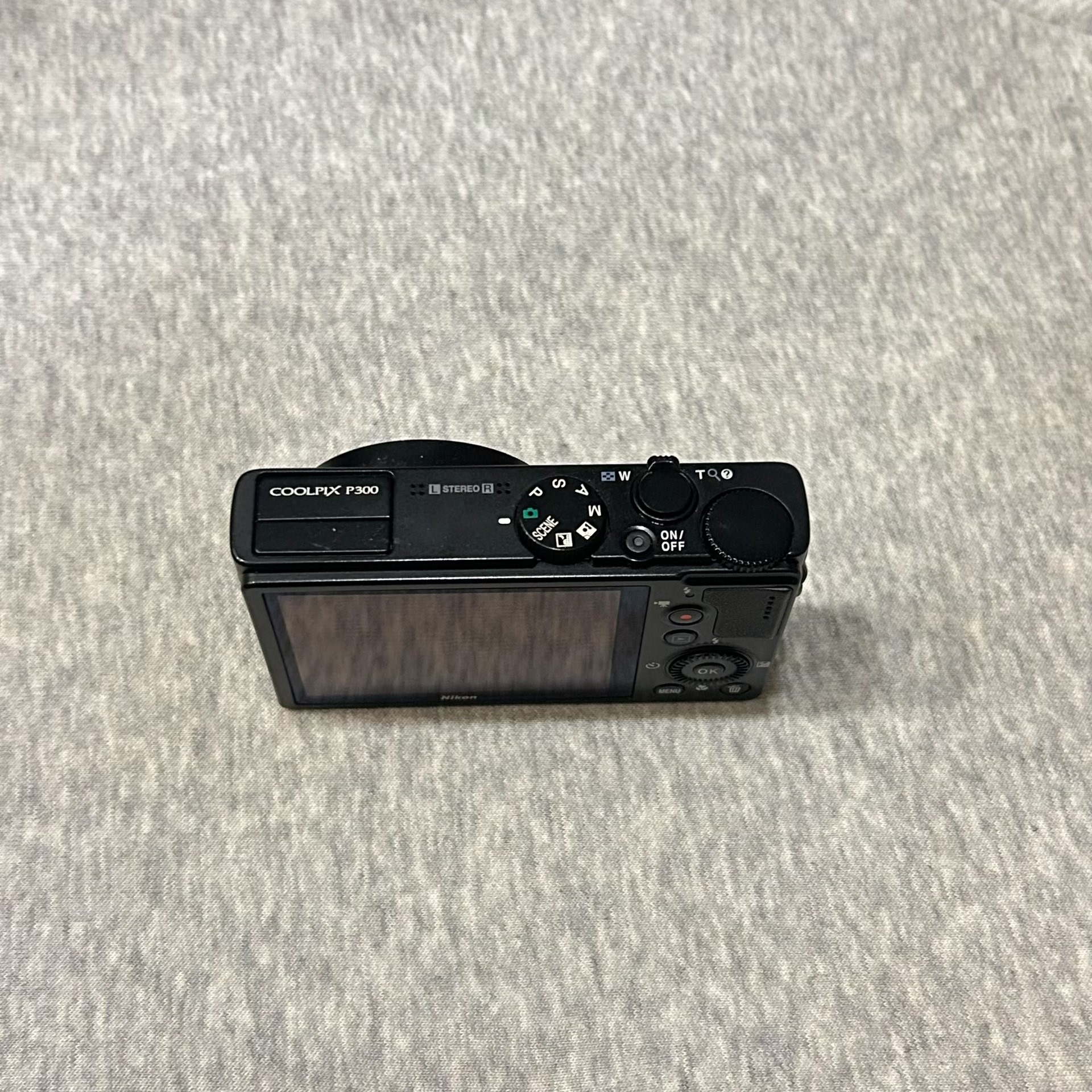 Nikon COOLPIX P300 Black 12.2MP 4.2x f/1.8 Digital Camera Operation Confirmed