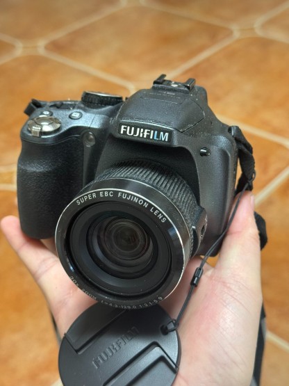 FUJIFILM FinePix SL300 digital camera 