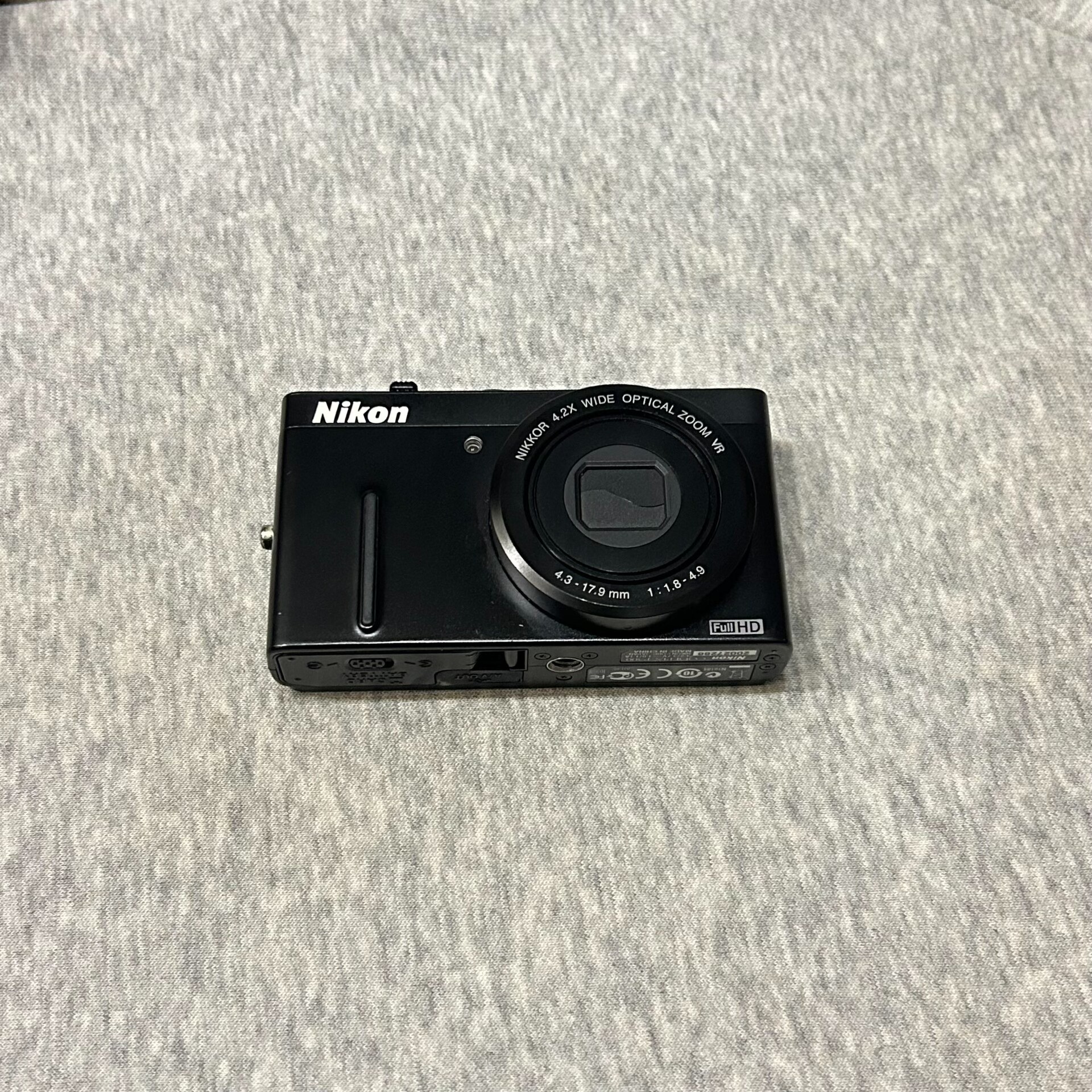Nikon COOLPIX P300 Black 12.2MP 4.2x f/1.8 Digital Camera Operation Confirmed