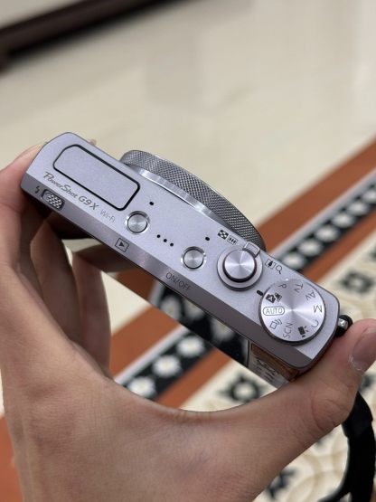 Canon PowerShot G9 X Digital Camera with 3X Optical Zoom, Built-in Wi-Fi 90% NEW