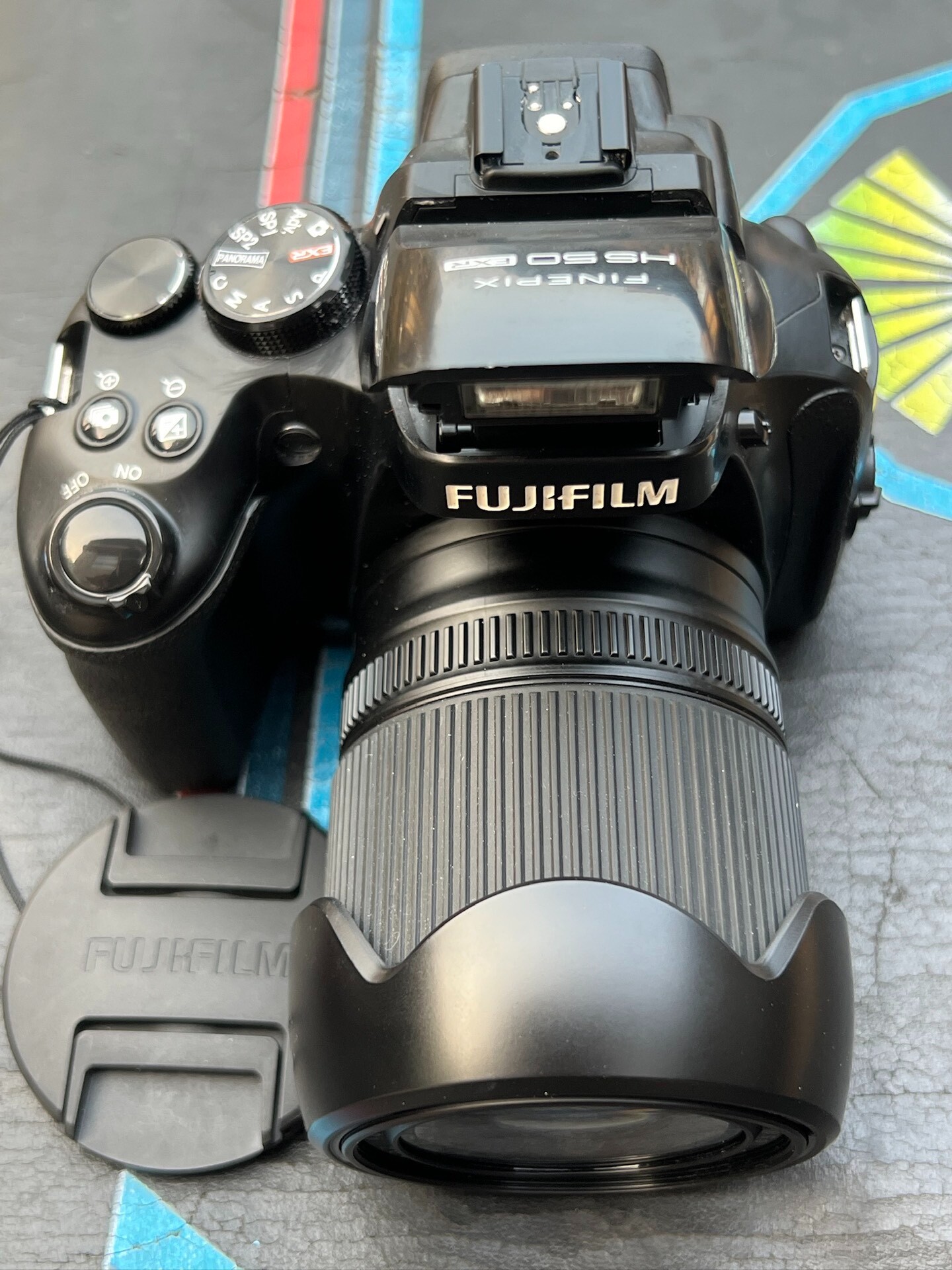 Fujifilm FinePix Series HS50EXR 16.0MP Digital + Charger & Batteries.