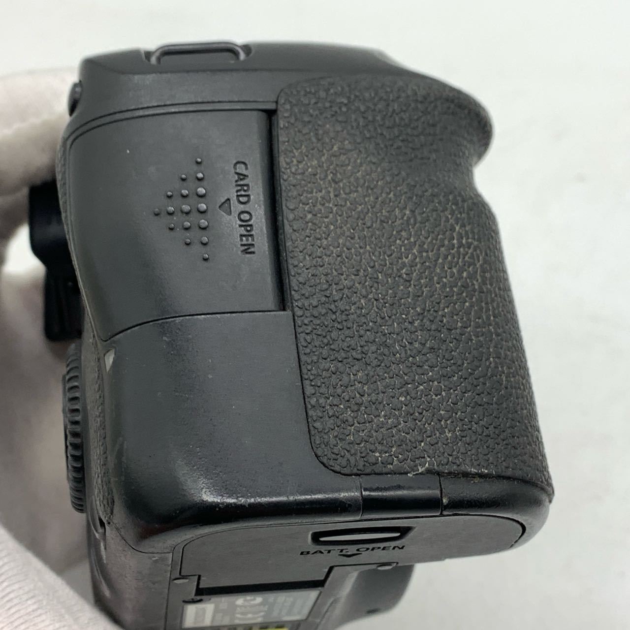 Canon EOS 6D 20.2MP Digital SLR Camera Body 