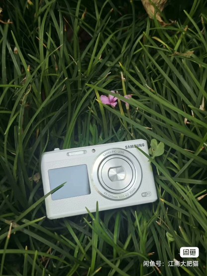 Samsung DV180F Digital Camera Dual Screen 16 MP 5x Optical Zoom English Language