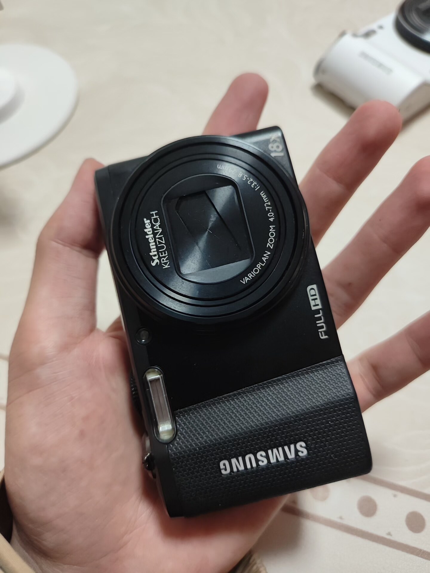 Digital Compact Camera Samsung WB 750 12.5MP Black Full HD camera