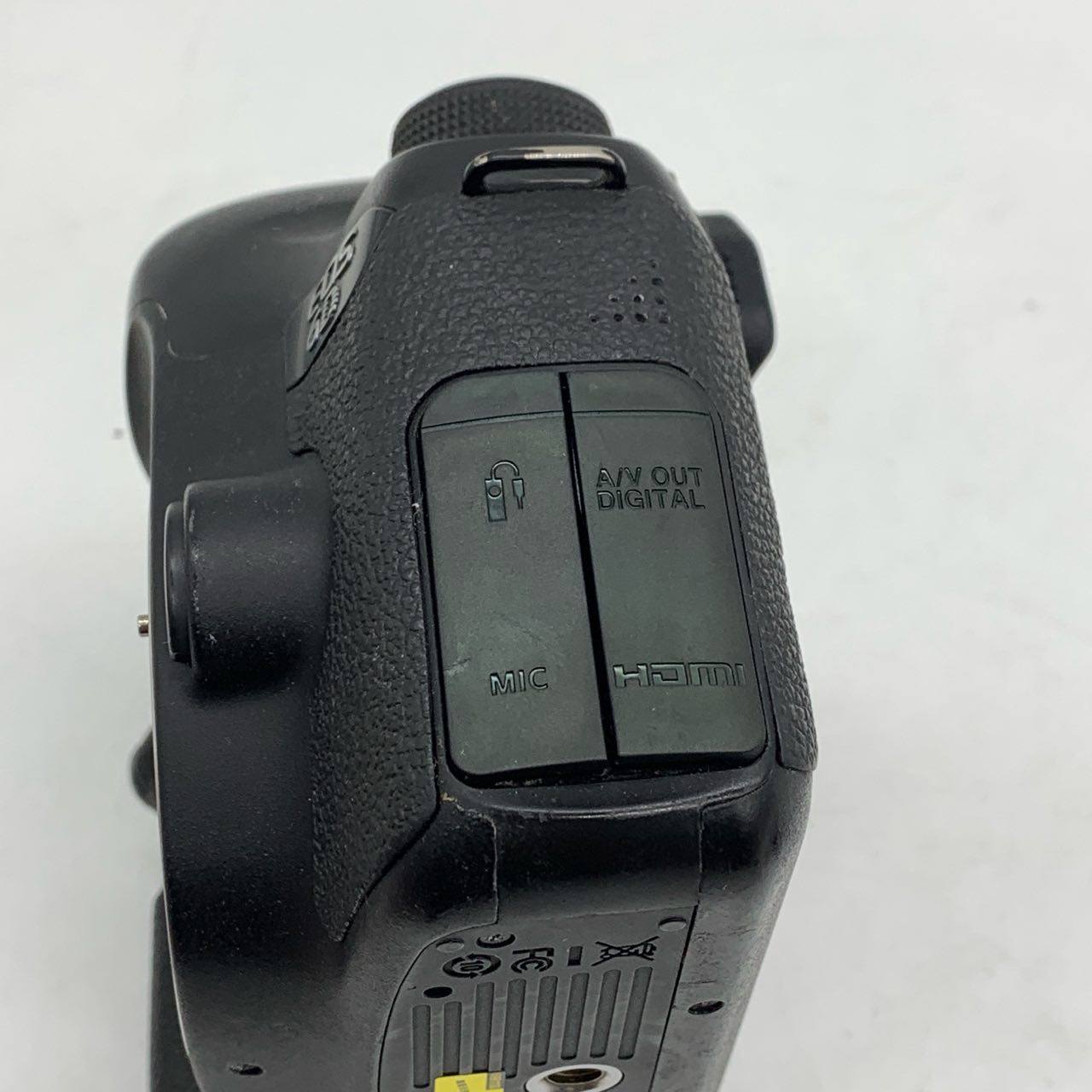 Canon EOS 6D 20.2MP Digital SLR Camera Body 