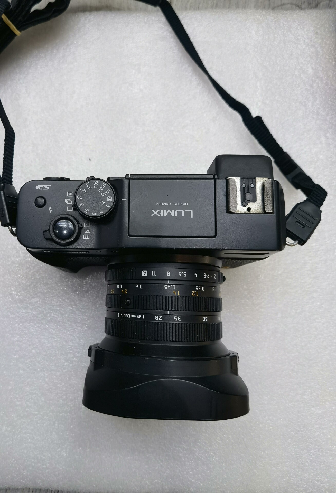 Panasonic Lumix DMC-LC1 Digital Compact Leica 7-22.5mm