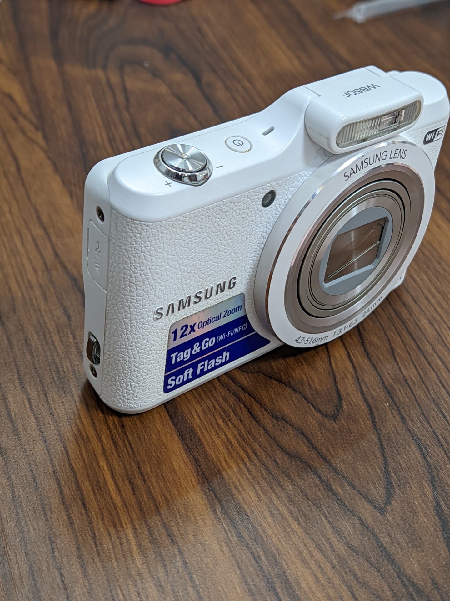 Samsung WB50F Wi-Fi & NFC 12x Zoom Digital Camera