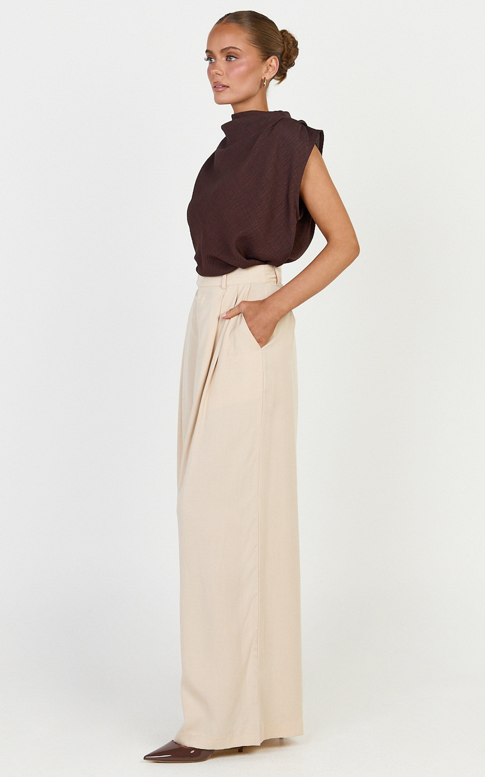 Clarke Pants - High Waist Wide Leg Pants in Neutral - View 5
