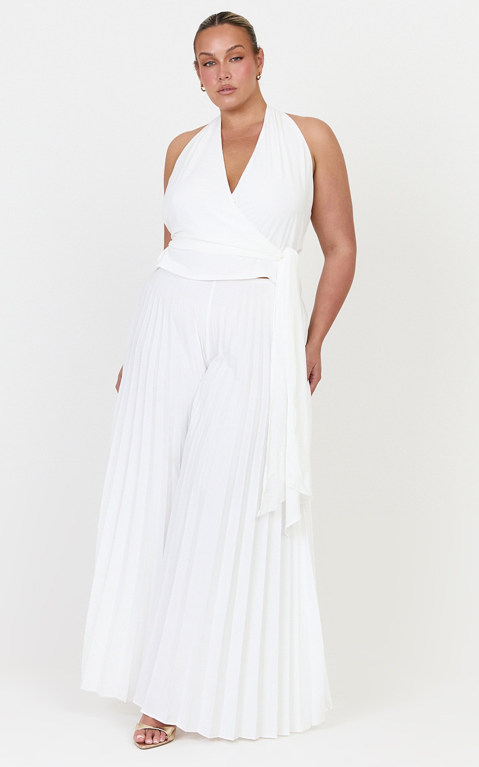 Valentina Pants - Pleated Wide Legged Pants in Off White - View 4
