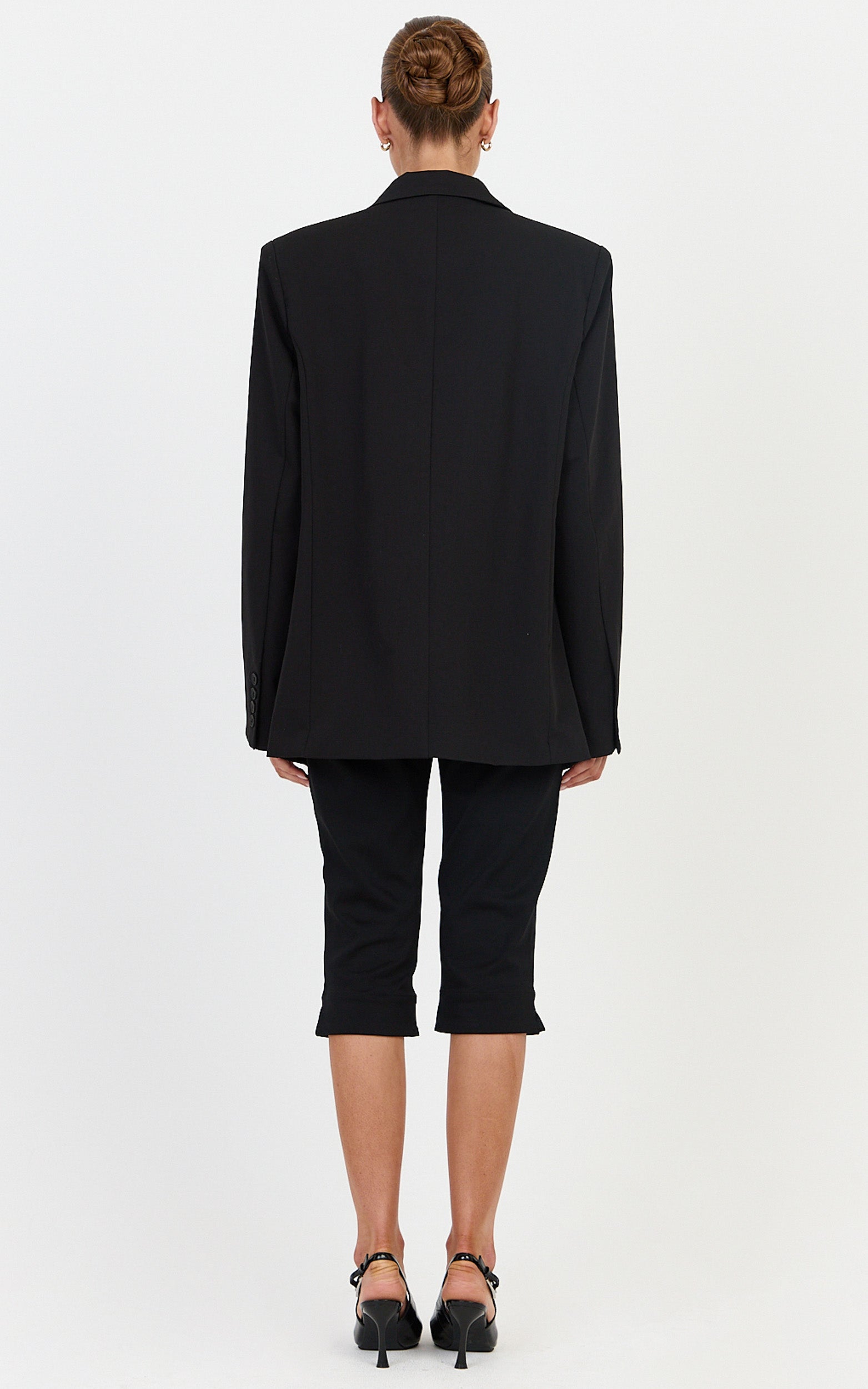 Lorcan Blazer - Oversized Boyfriend Fit Blazer in Black - View 5