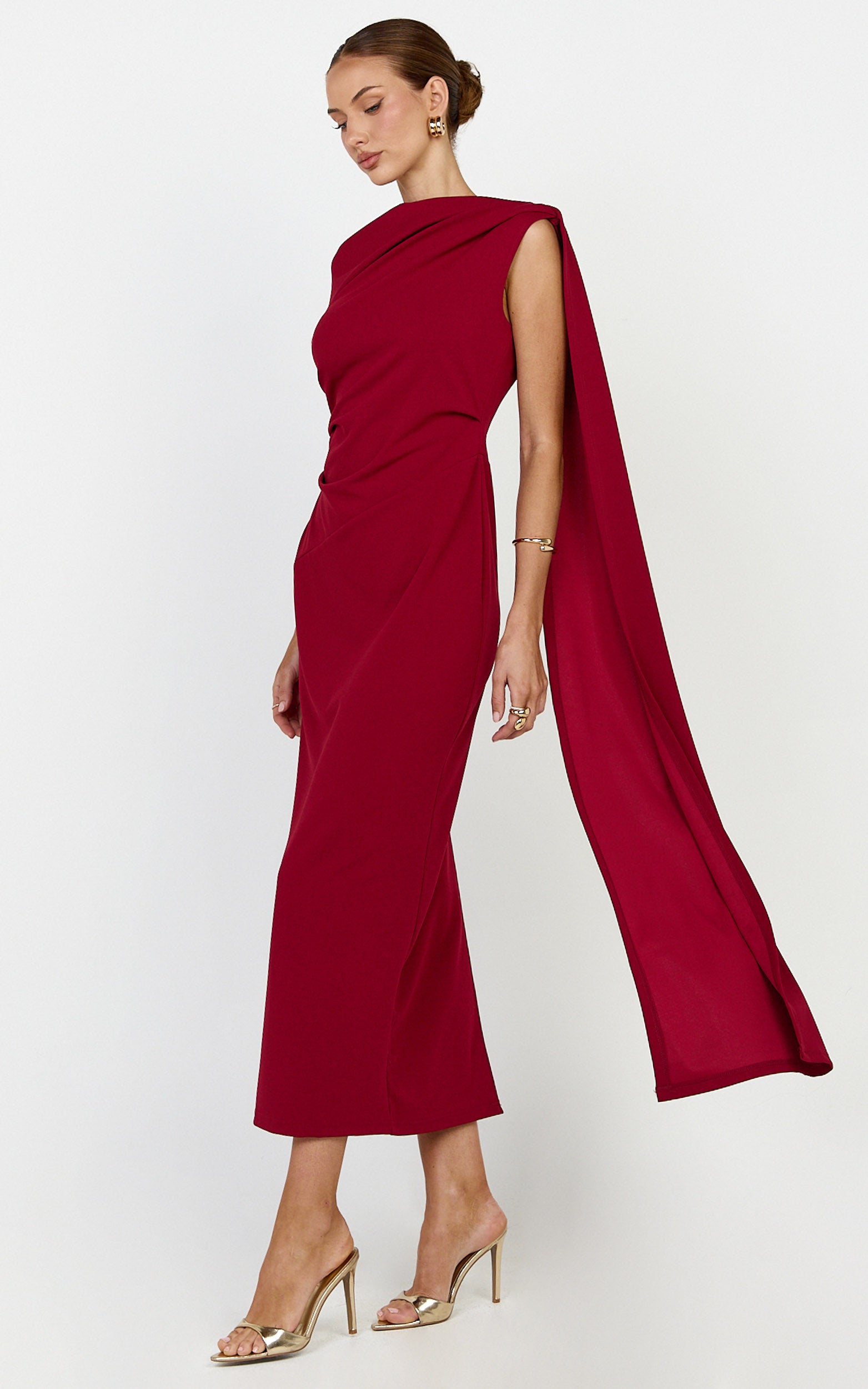 Visenta Midi Dress - Asymmetrical Sleeve Dress in Wine - View 2