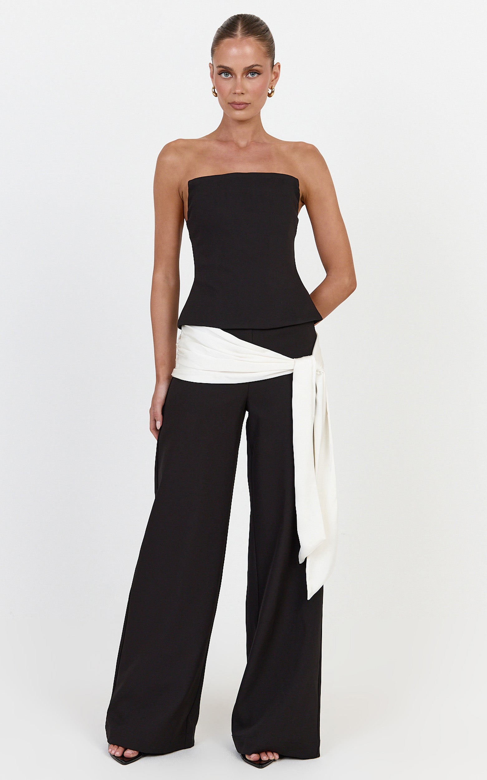 Talia Pants - Straight Leg Mid Rise Pants With Contrast Waist Tie in Black/Off White - View 3