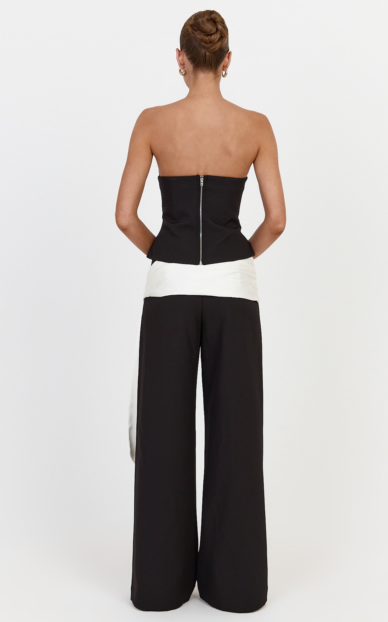 Talia Pants - Straight Leg Mid Rise Pants With Contrast Waist Tie in Black/Off White - View 5
