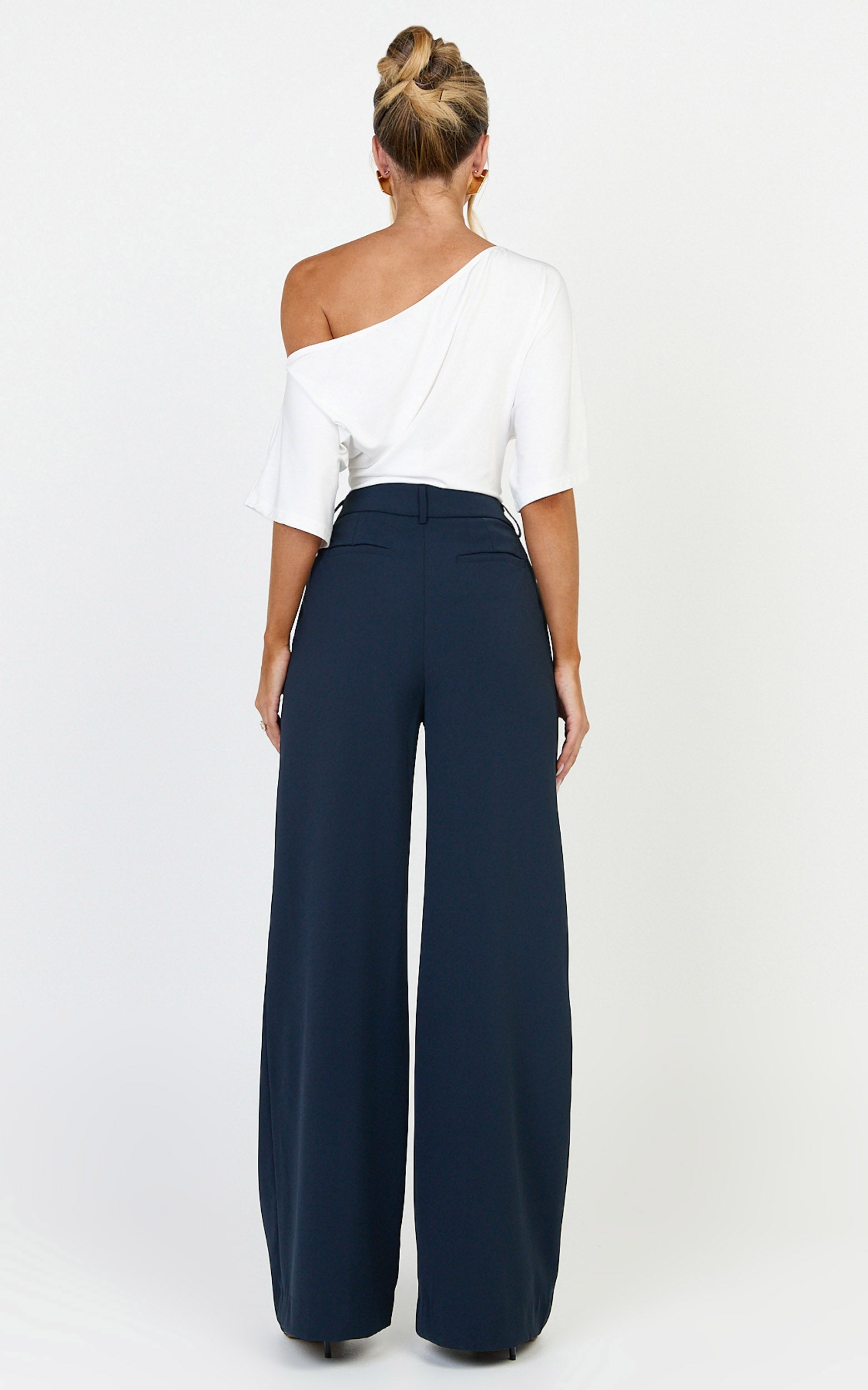 Selena Pants - High Waisted Wide Leg Tailored Pants in Navy - View 5