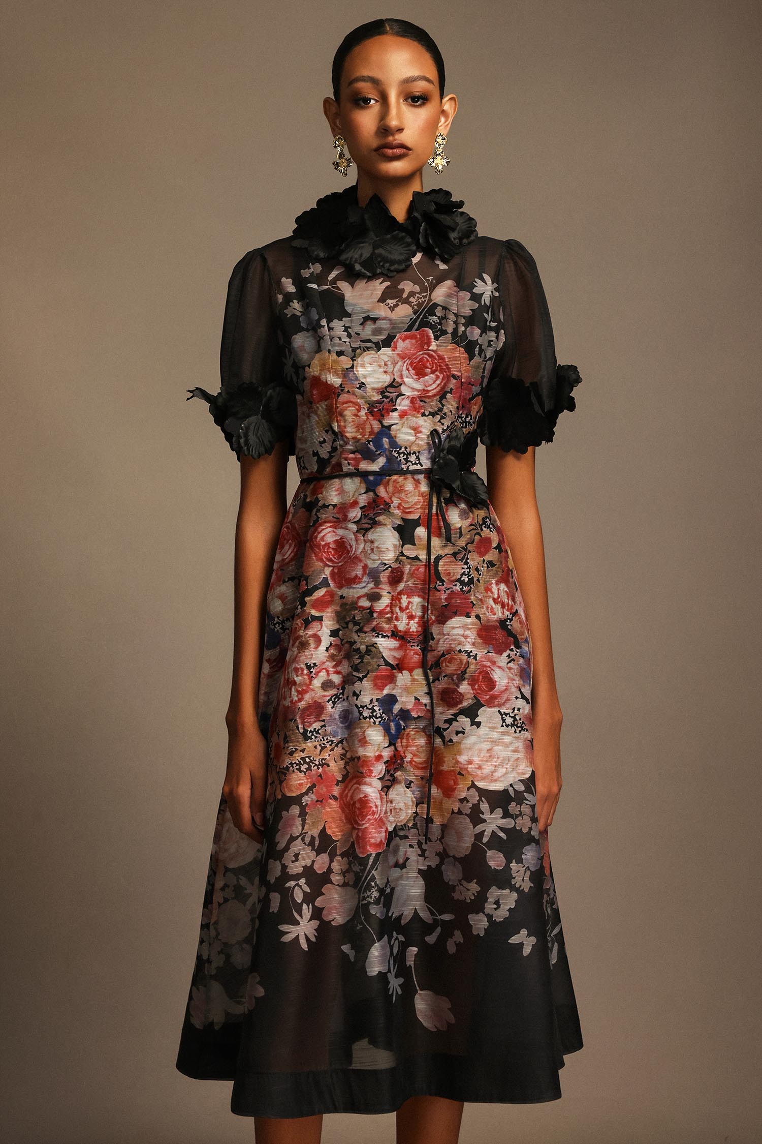 Haliya Short Sleeves Flowers Printed Midi Dress