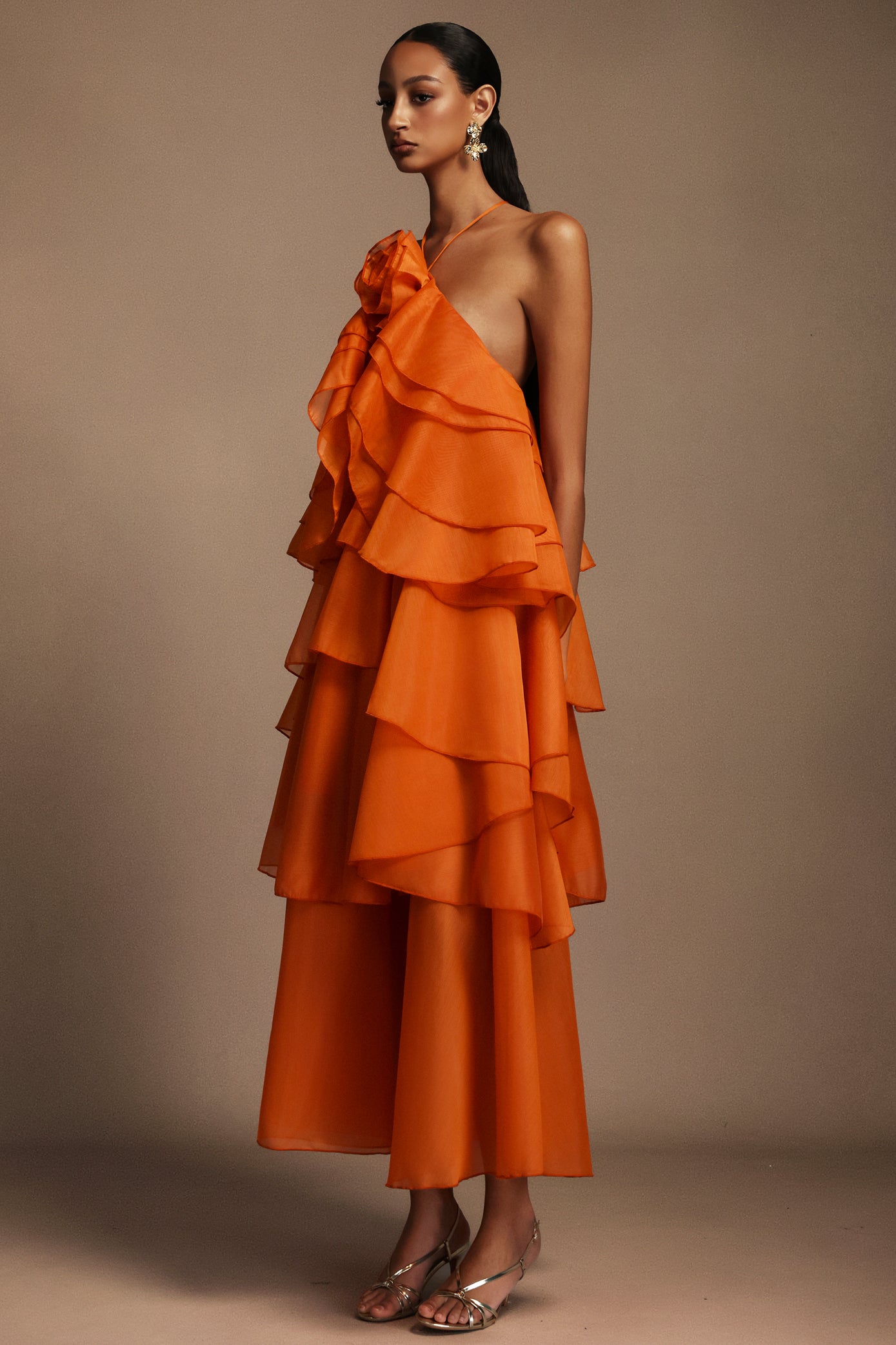 Jesmin Sleeveless Flower Layered Folds Maxi Dress