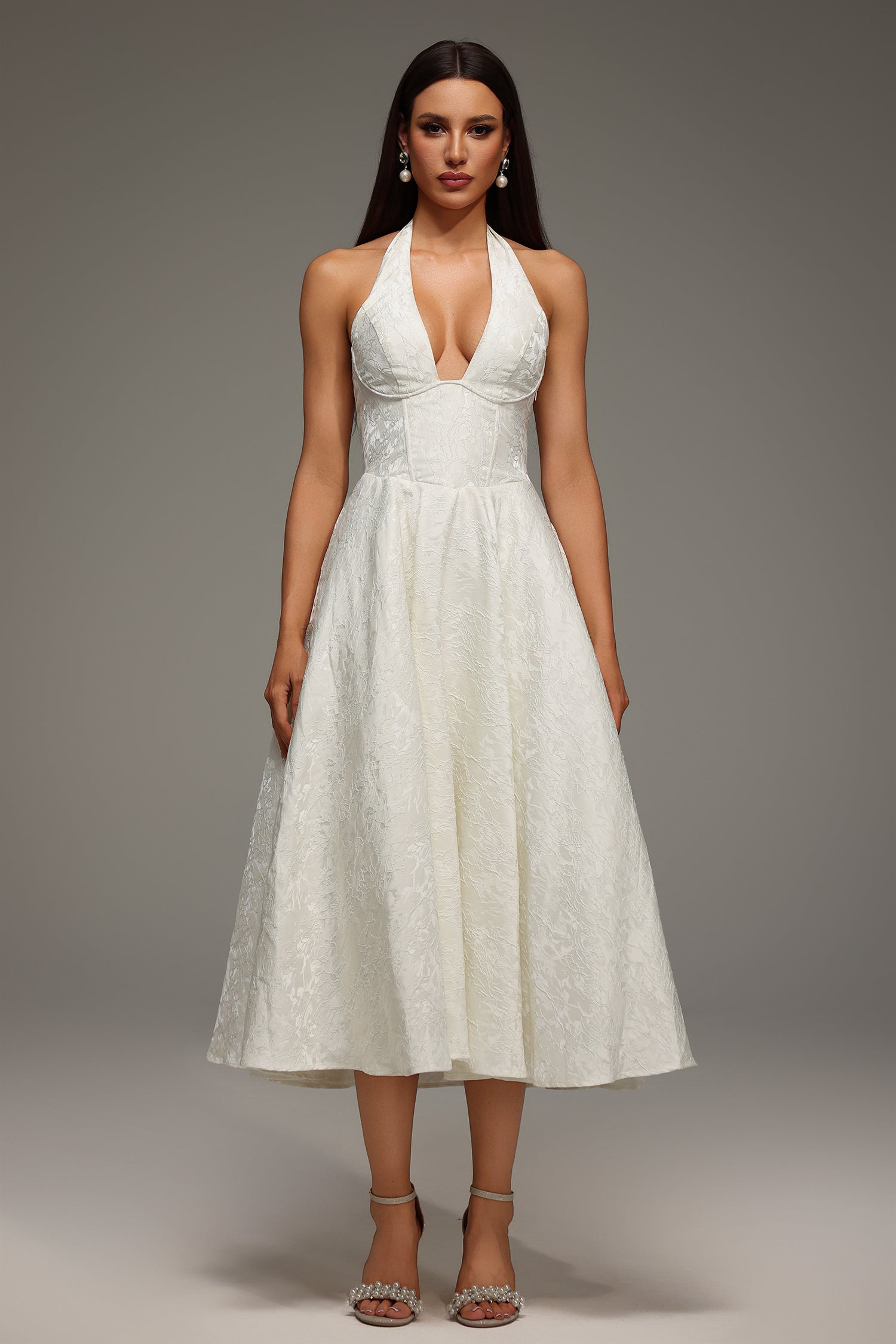 Rinaka Sleeveless Halter Jacquard W eaving Midi Dress