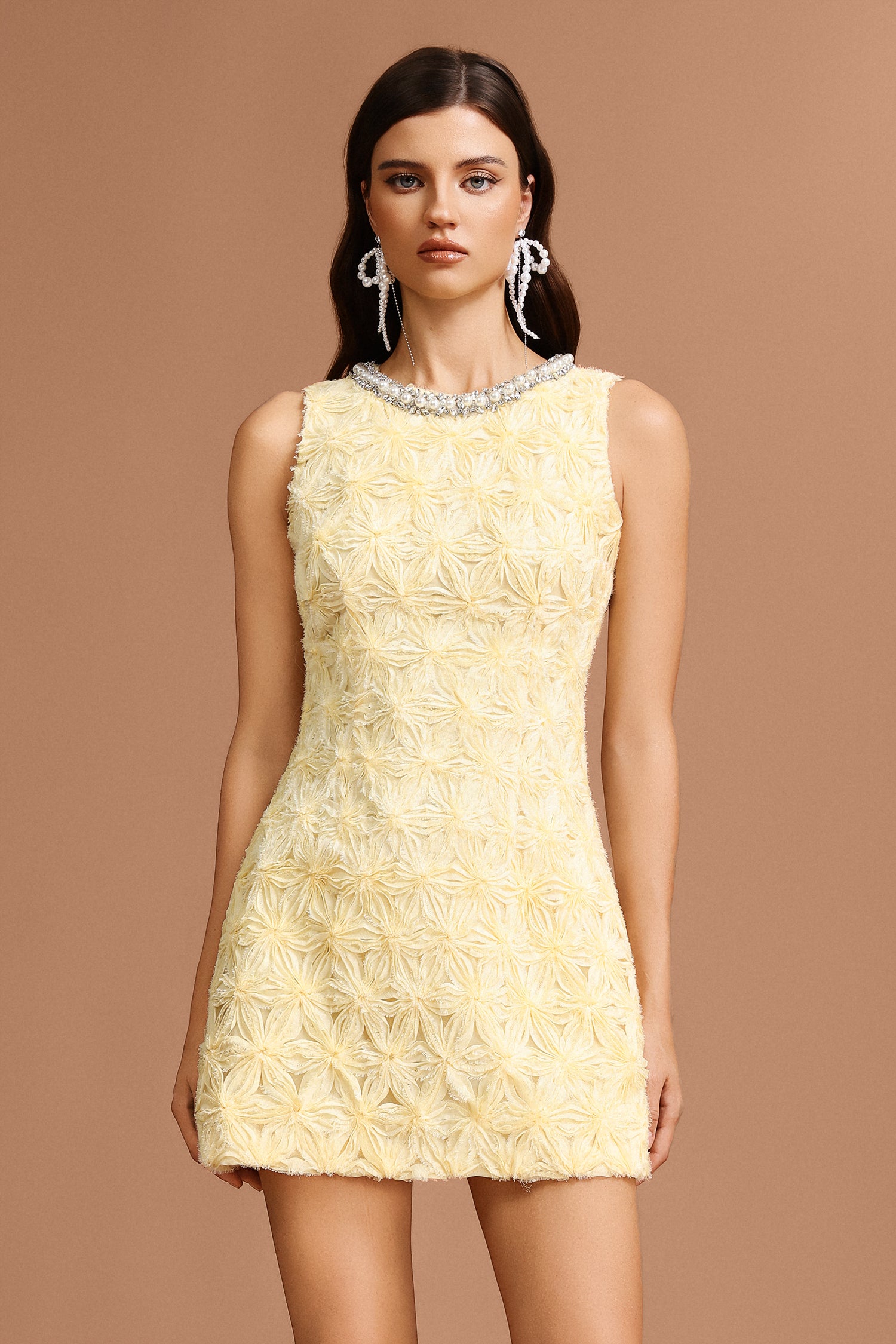 Judith Round Neck Sleeveless Flowers Diamond Pearl Mini Dress