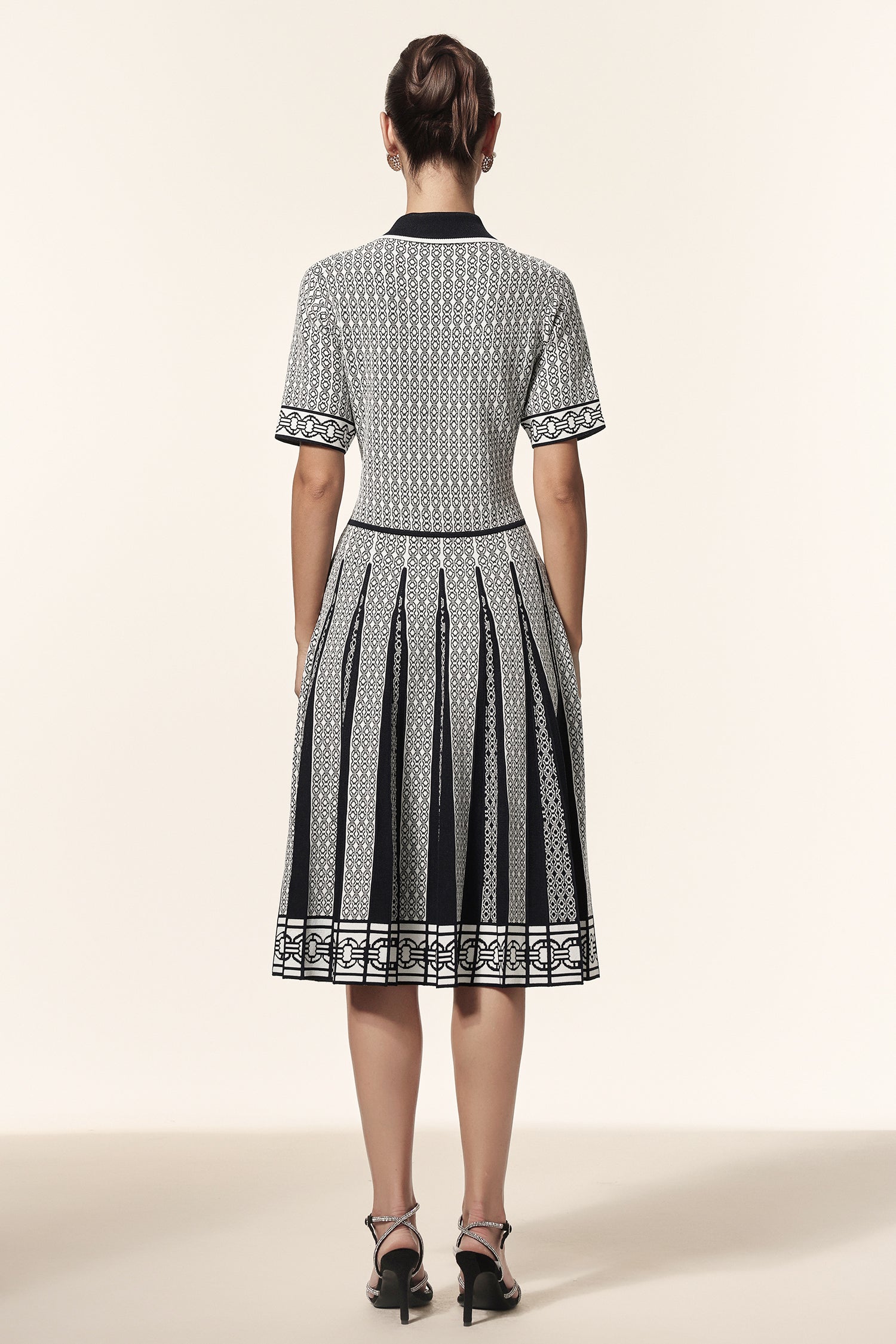 Reye Lapel Short Sleeves Jacquard Folds Mini Dress