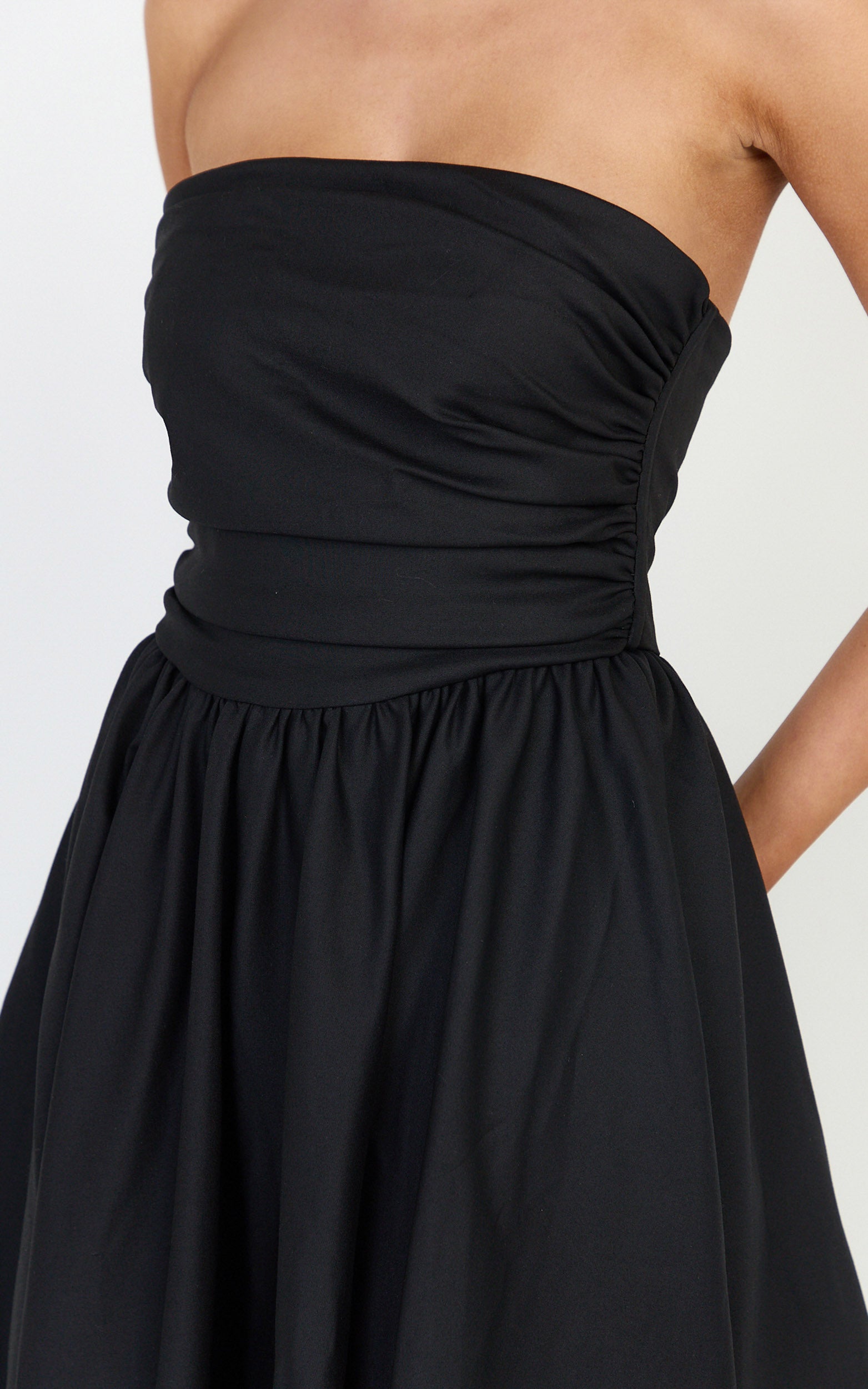 Gia Maxi Dress - Gathered Bodice Fit And Flare Dress in Black - View 6