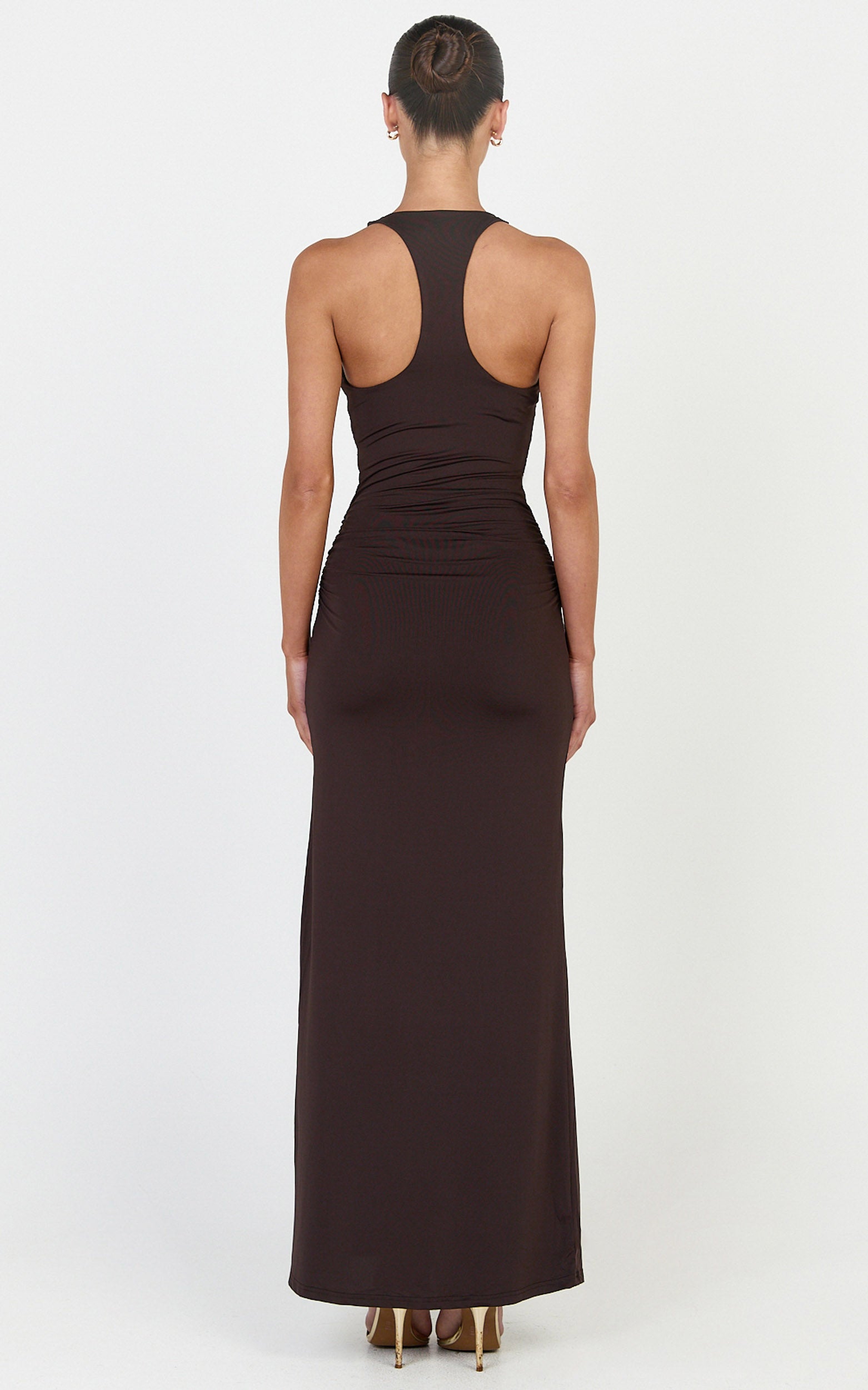 Sophie Maxi Dress - Plunge Neckline Ruched Waist Racer Back Dress in Chocolate - View 5