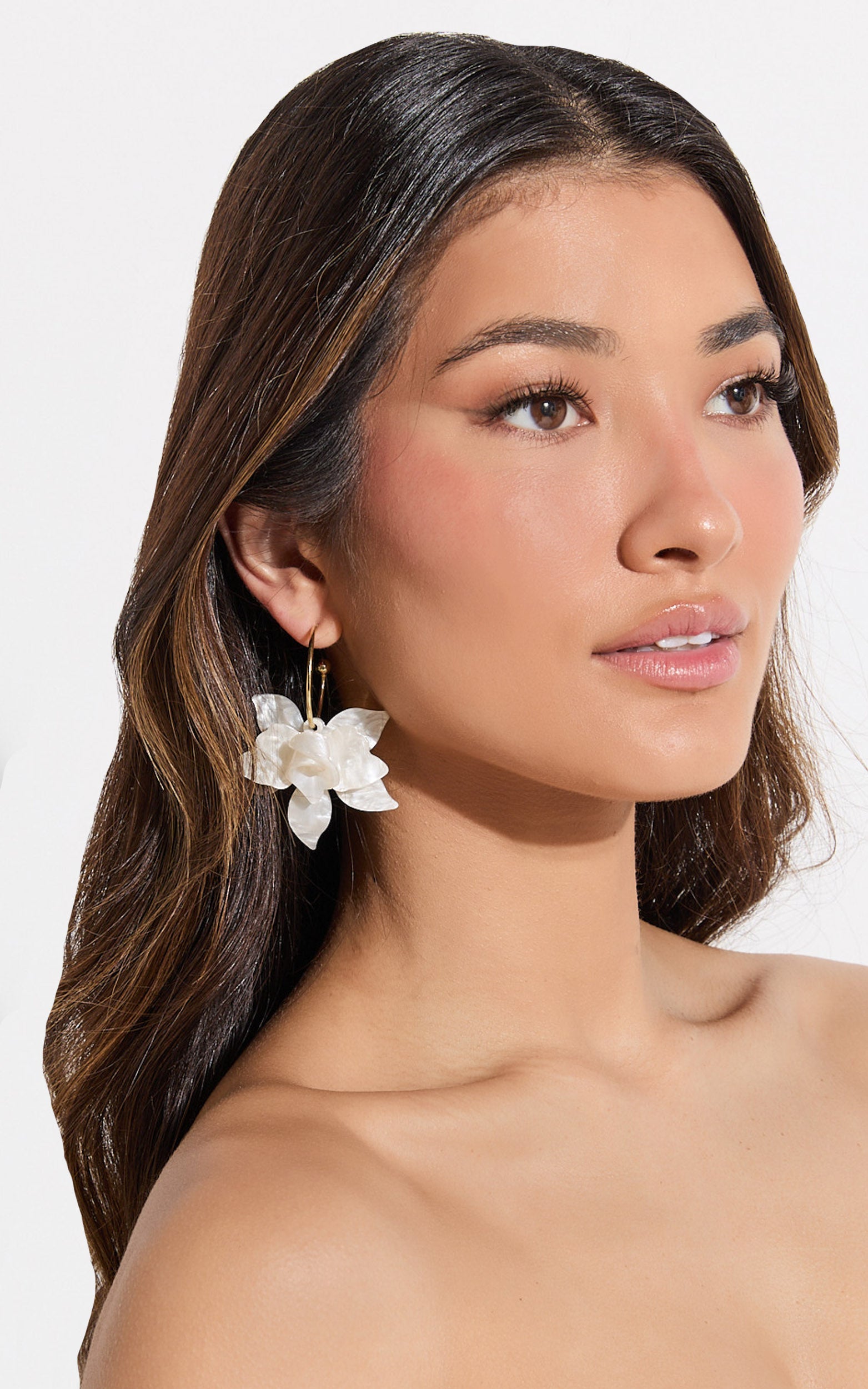 Alessandra Earrings - Pearl Flower Hoop Earrings in Shell - View 5