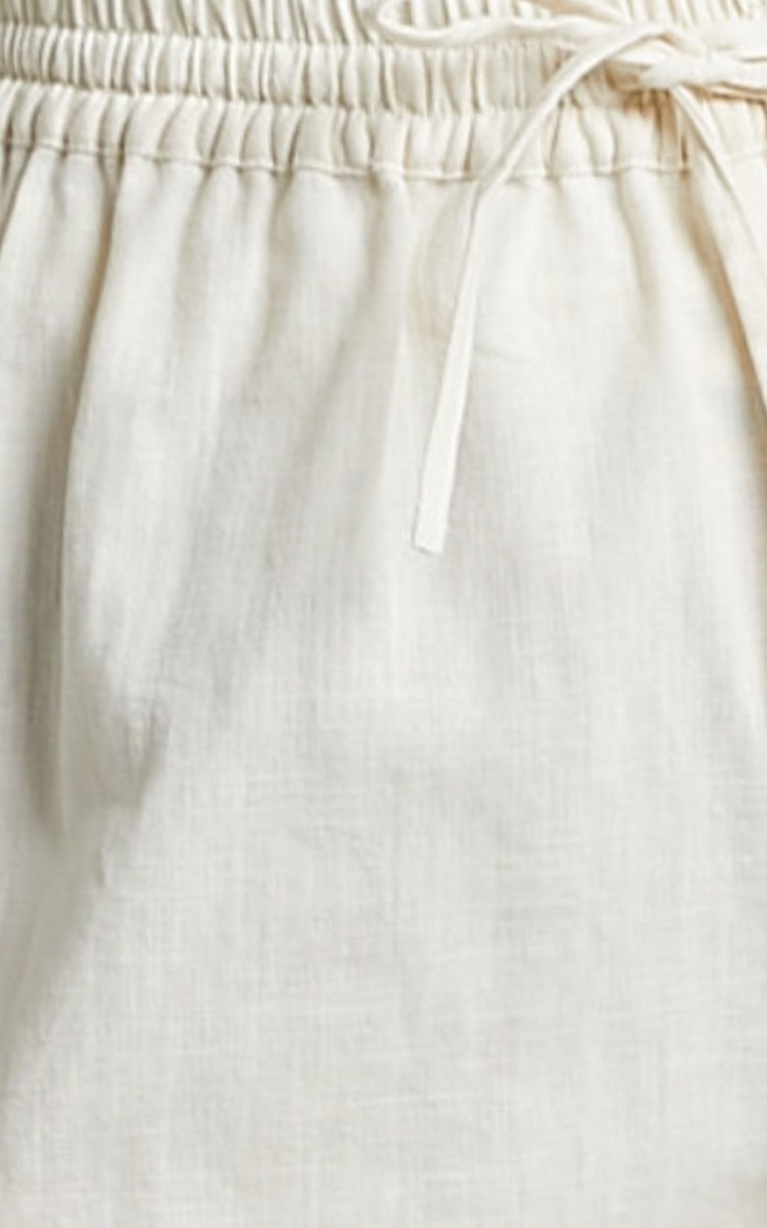 Rue Stiic - Lucia Short in Pearl White - View 8