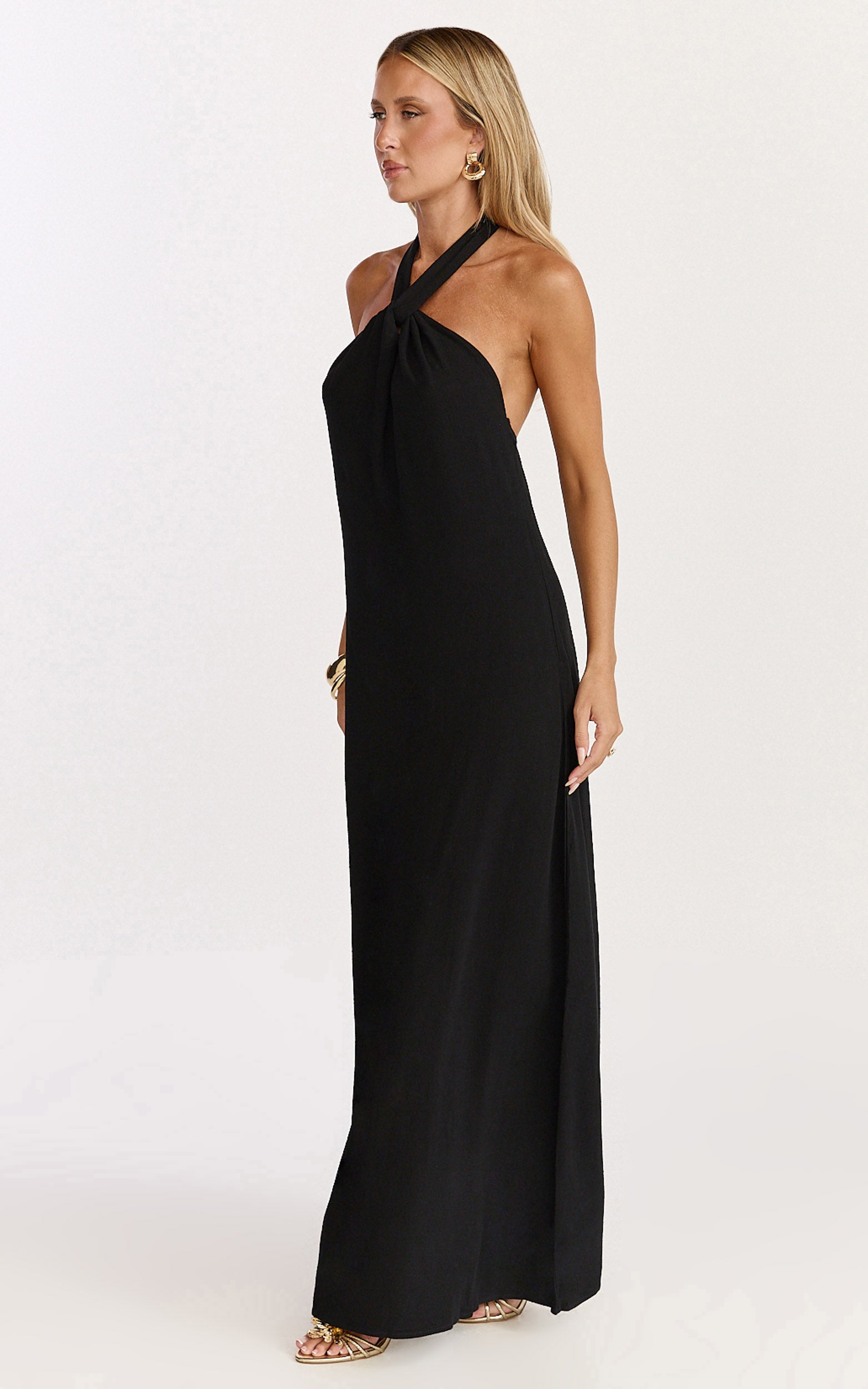 Hilda Maxi Dress - Knot Detail Halter Neck Maxi Dress in Black - View 5