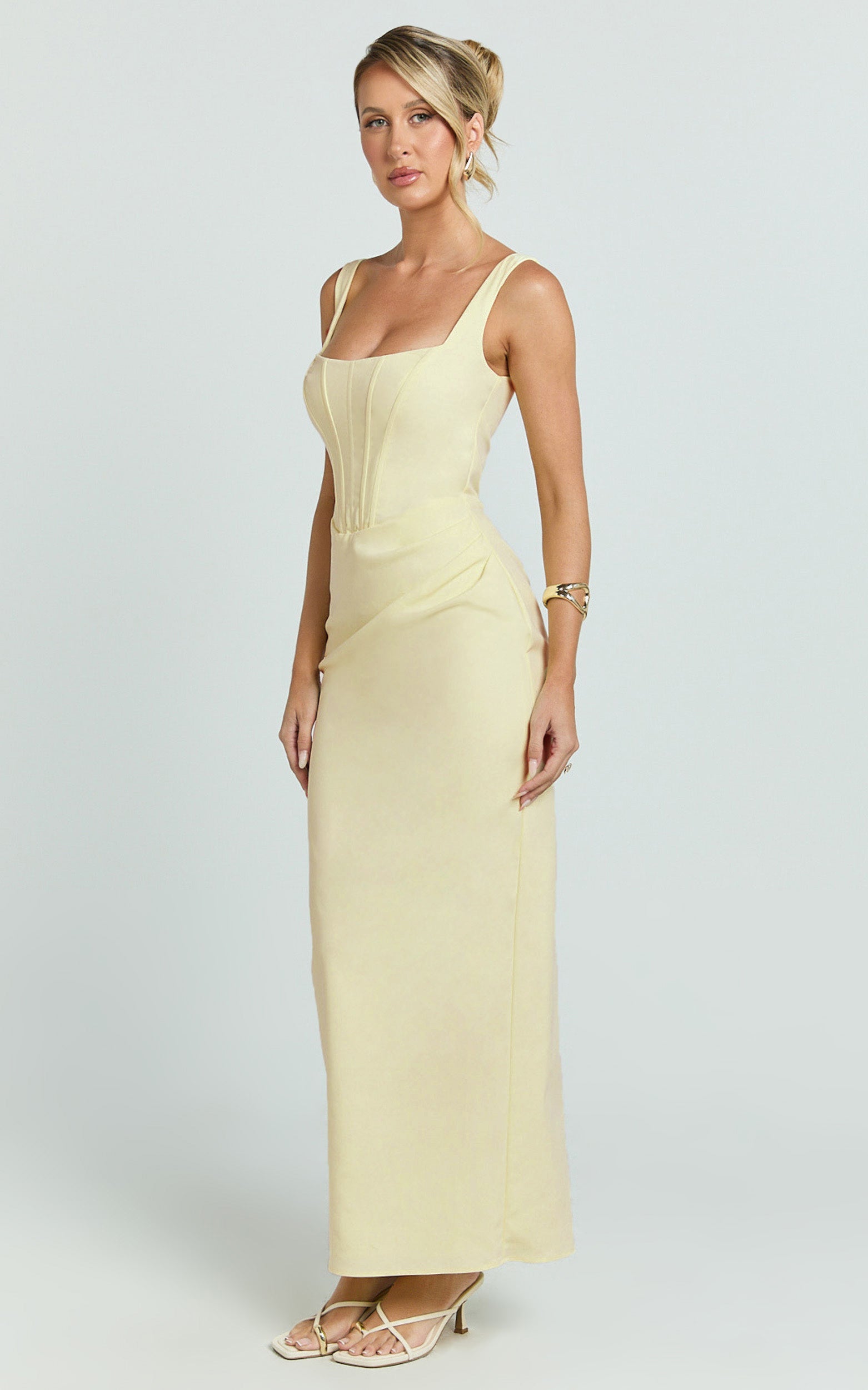 Karlie Maxi Dress - Scoop Neck Fitted Dress in Lemon - View 3