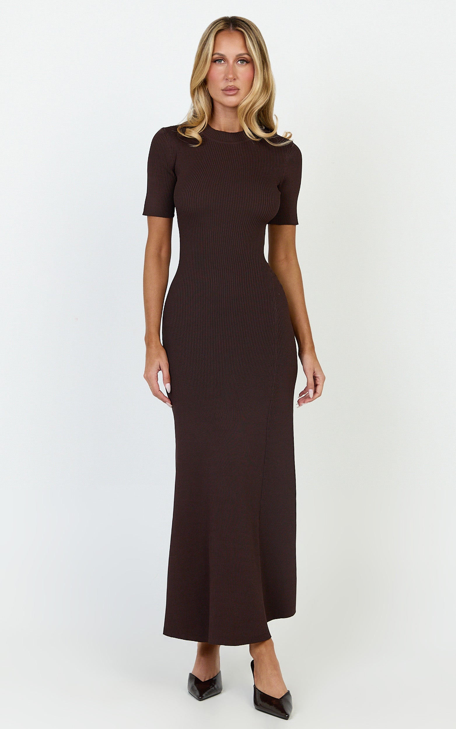 Lanie Midi Dress - Knitted Crew Neck Short Sleeve Dress in Chocolate - View 1