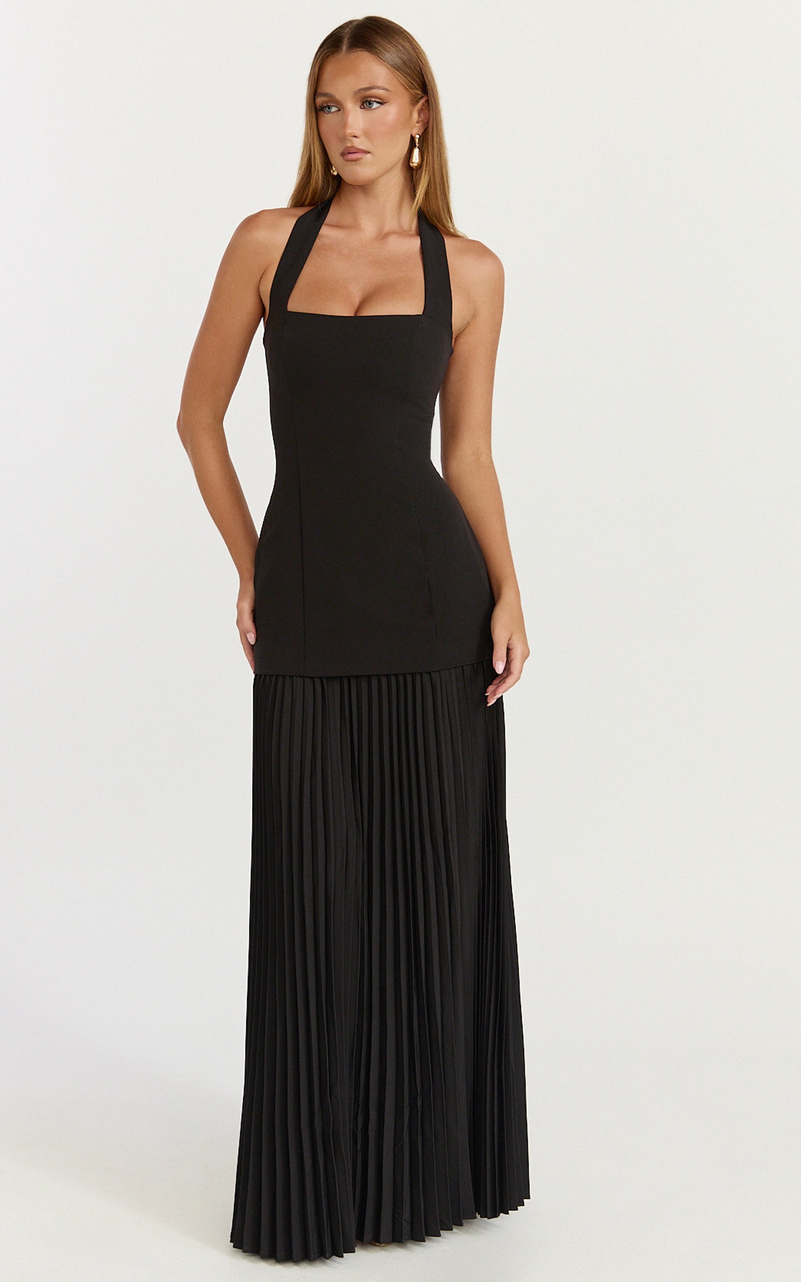 Loretta Maxi Dress - Contrast Halter Neck Pleated Dress in Black - View 4