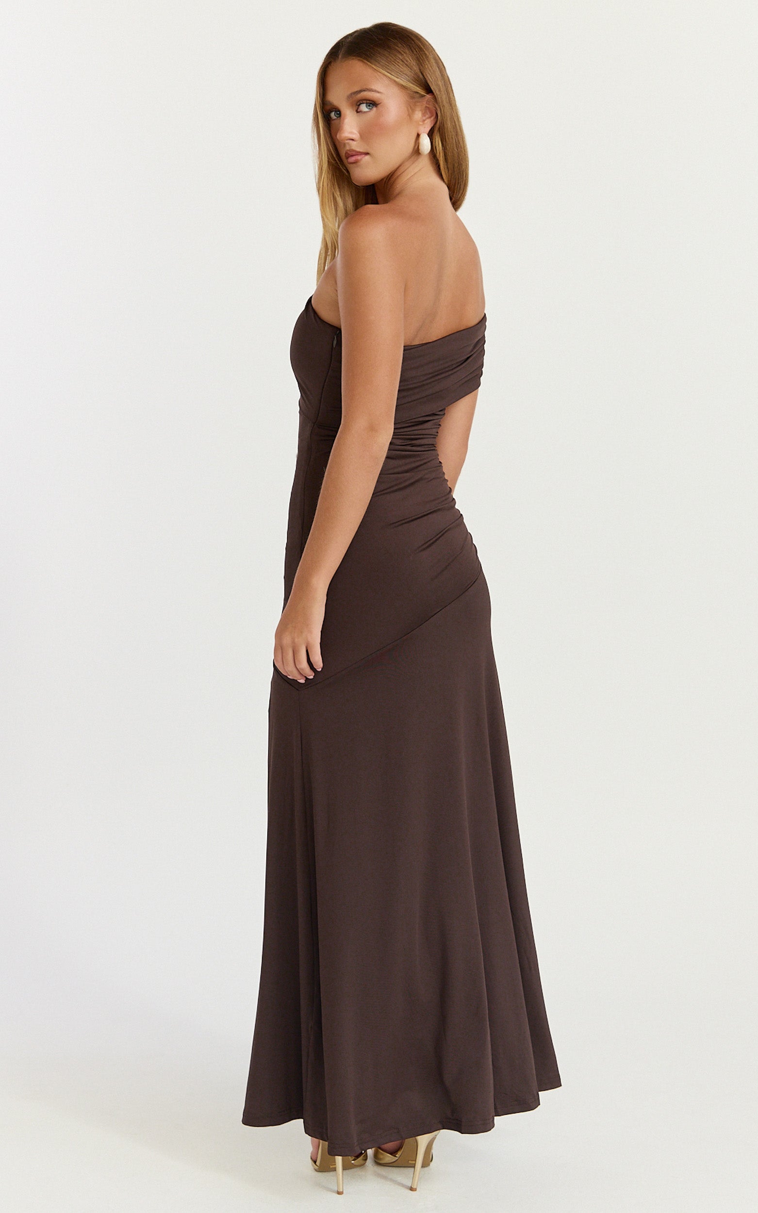 Opal Maxi Dress - Off Shoulder Gathered Bodice Fit And Flare Dress in Dark Chocolate - View 6
