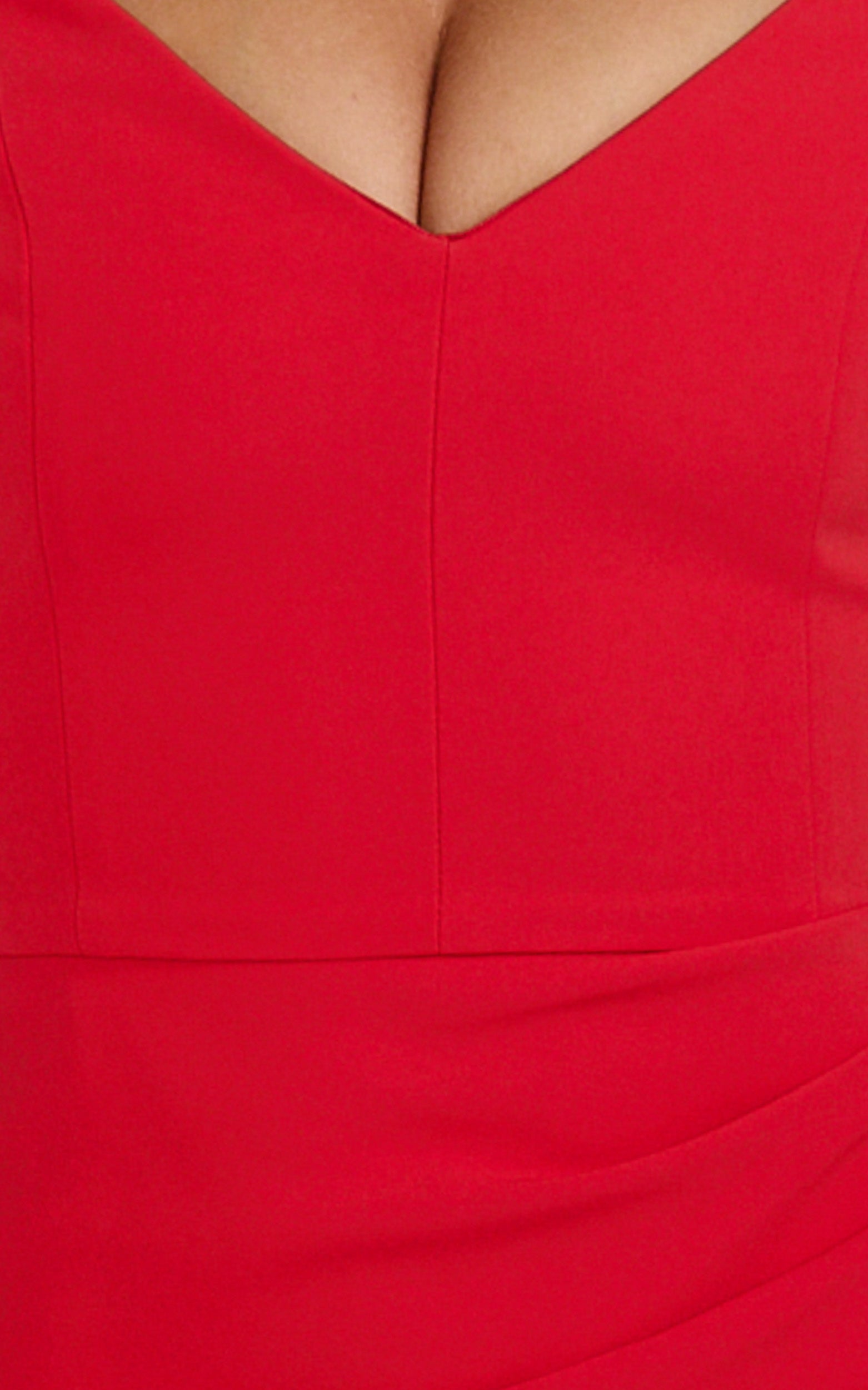Skye Maxi Dress - V Shaped Neckline Short Sleeve Dress in Red - View 6
