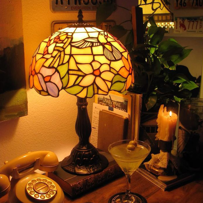 Tiffany Style Hummingbird Floral Stained Glass Victorian Table Lamp