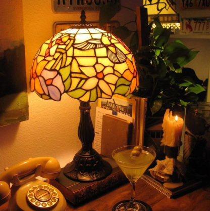 Tiffany Style Hummingbird Floral Stained Glass Victorian Table Lamp