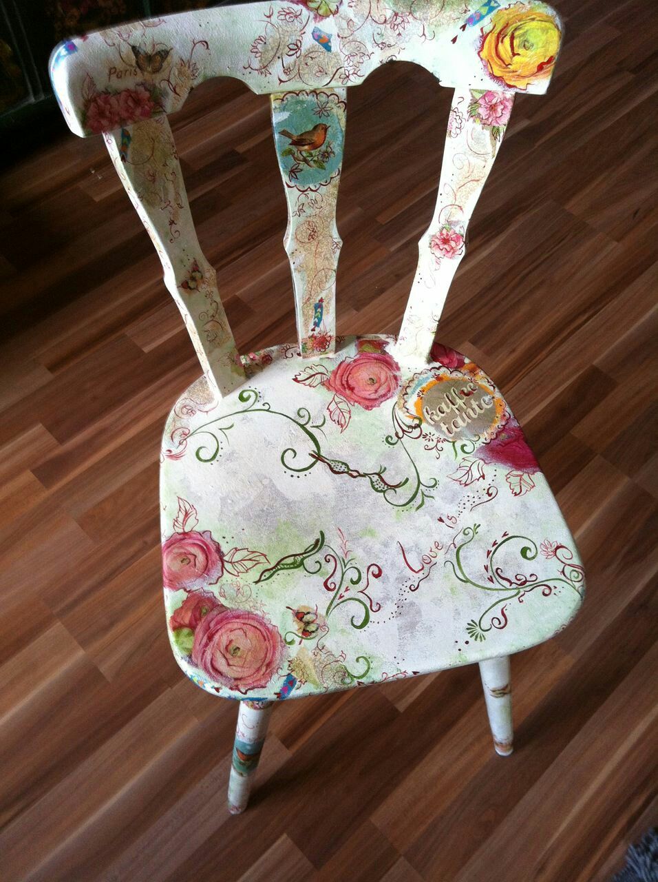 Bohemian style round flower-patterned decorative armchair