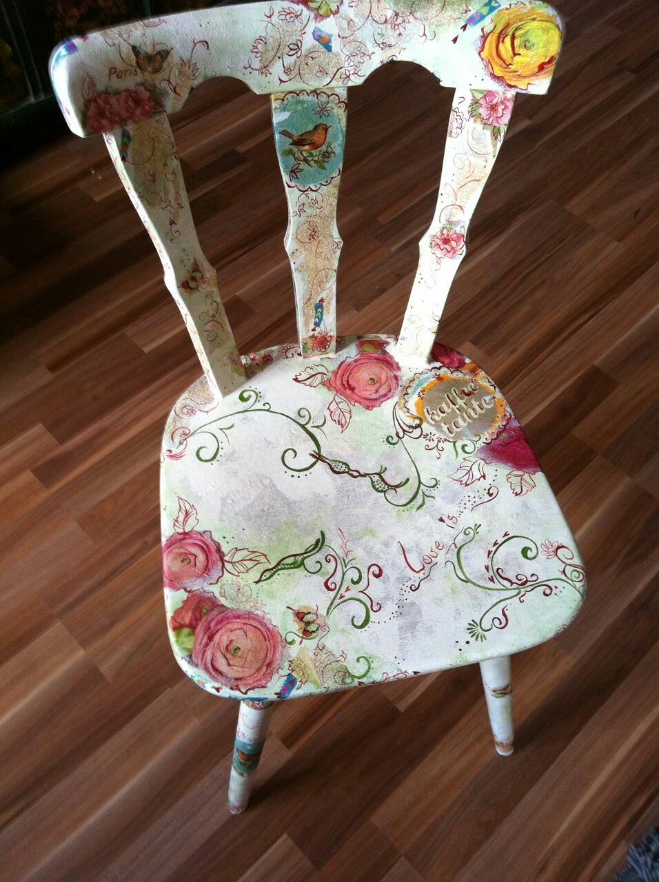 Bohemian style round flower-patterned decorative armchair