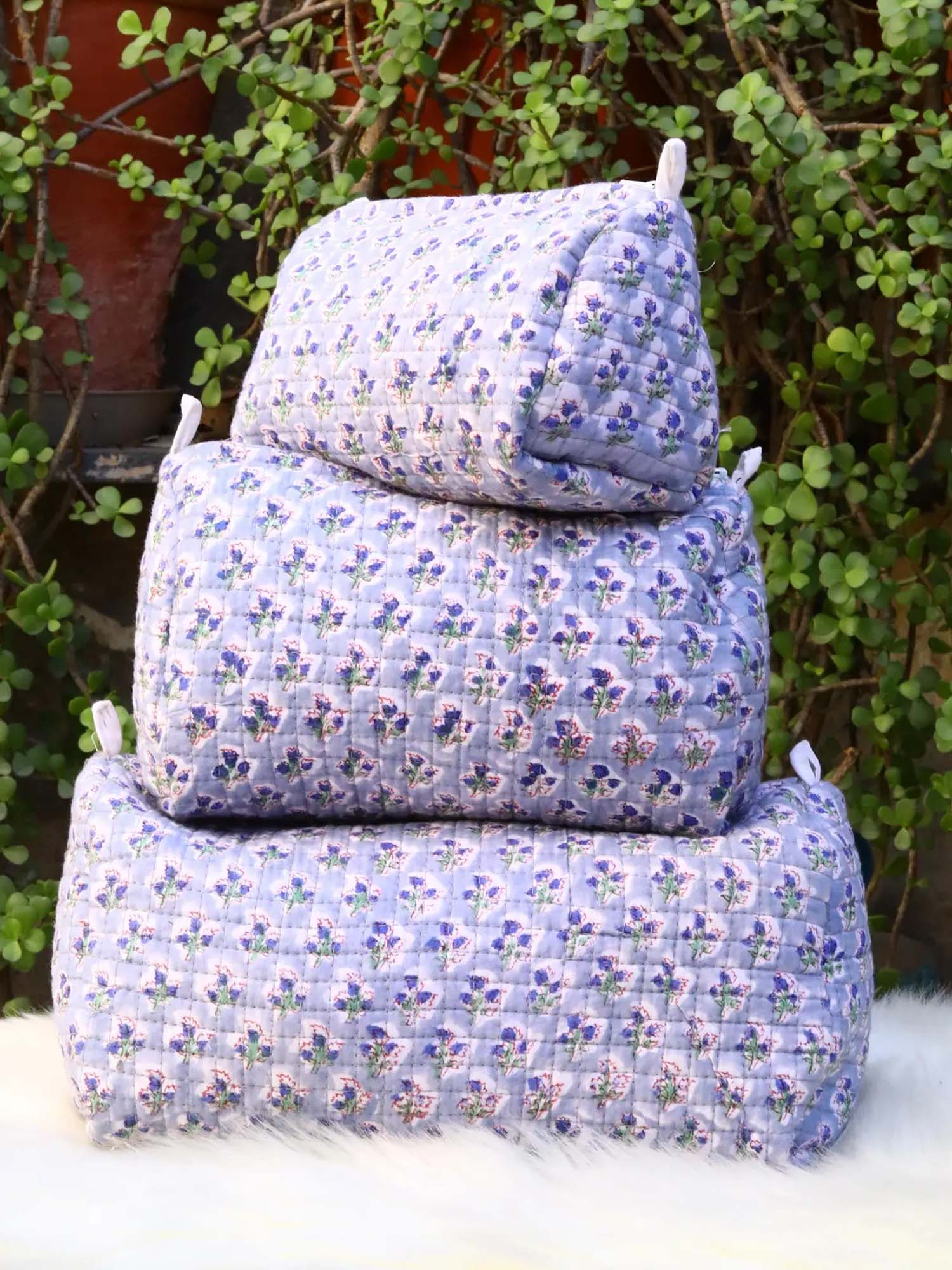 Vintage Flower Cotton Quilted Cosmetic Bag