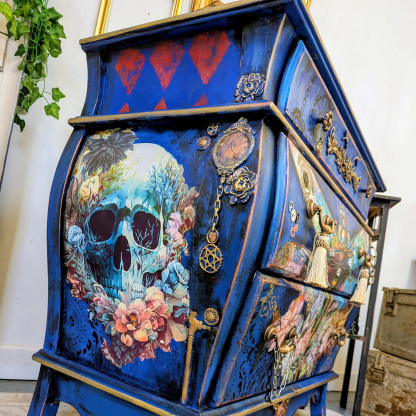 Bohemian Vintage Electric Blue Winged Insect Botanical Motif Locker