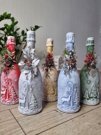 [Copy]Vintage Flora: Artisan Hand-Painted Botanical Relief Cup