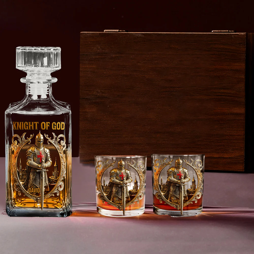 Medieval Knight Templar Personalized Whiskey Decanter and Glass Set