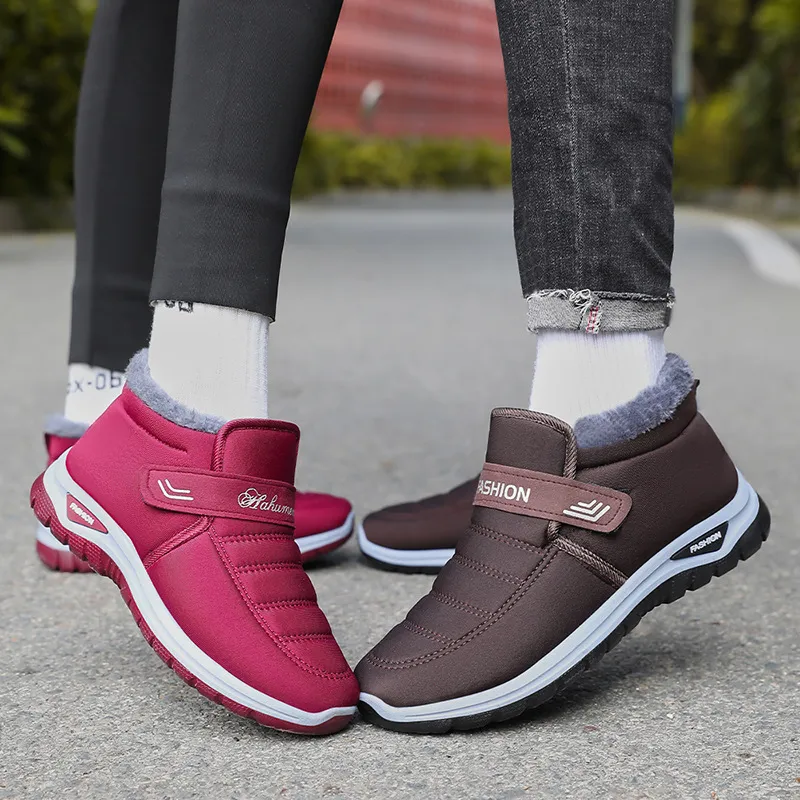 Women’s Slip-On Fleece-Lined Winter Boots – Warm, Waterproof & Anti-Slip