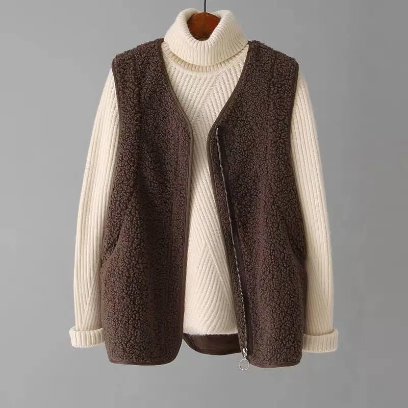 Solenne Soft-Shearling Knit Vest