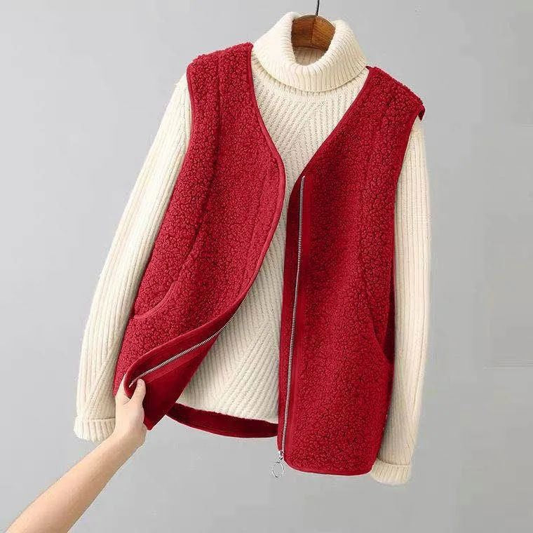 Solenne Soft-Shearling Knit Vest