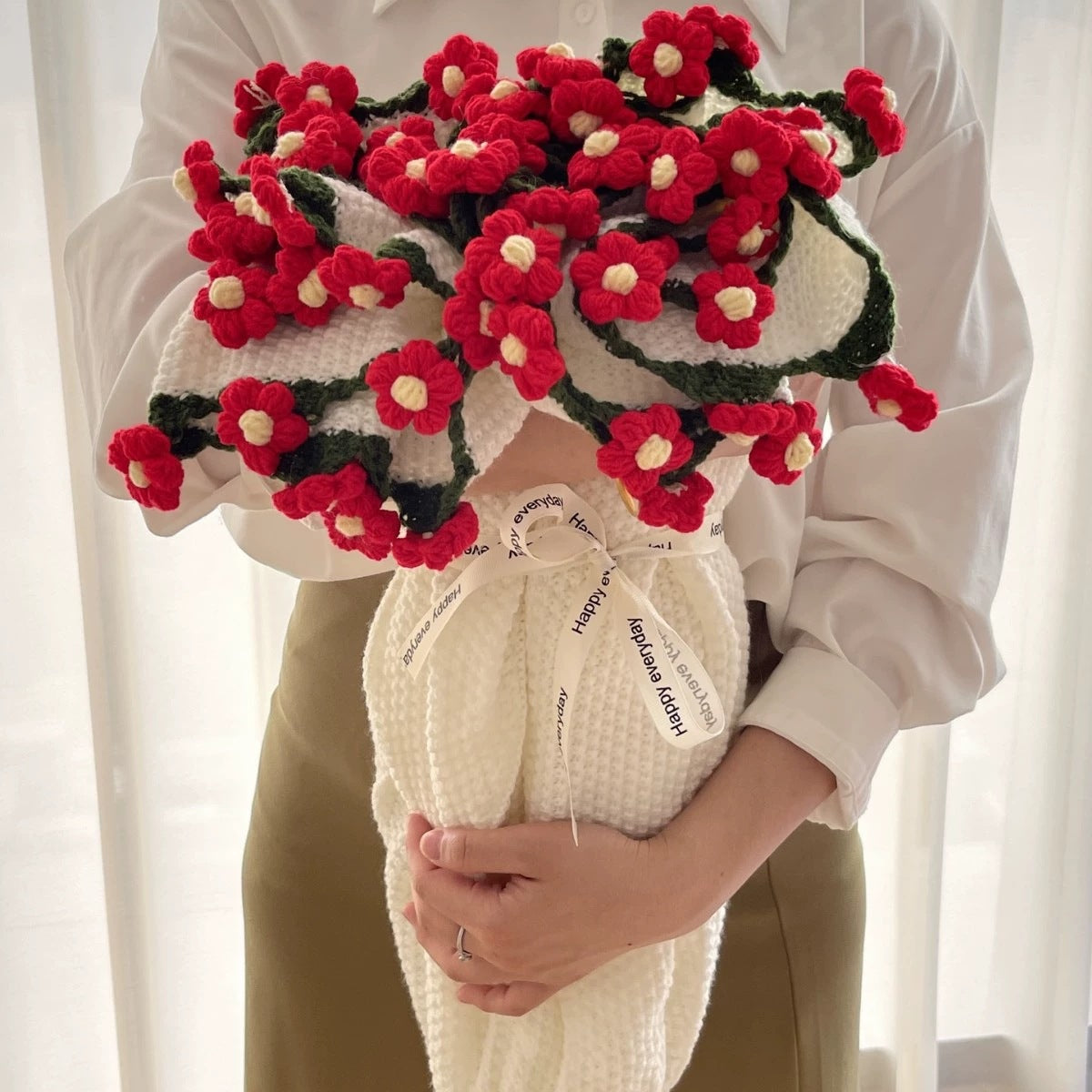 Bouquet Blanket – A Flower Gift That Turns Into a Cozy Throw