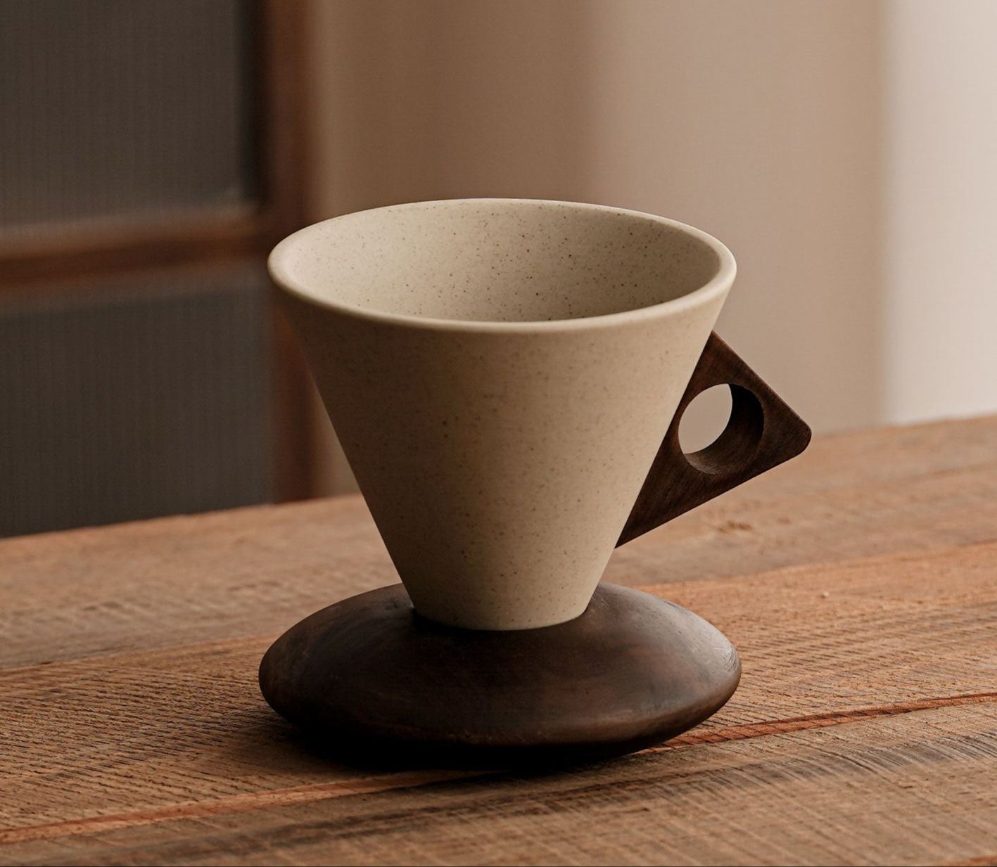 🔥Christmas Early Discount 49% OFF✨🎅Elegant Conical Coffee Cup☕