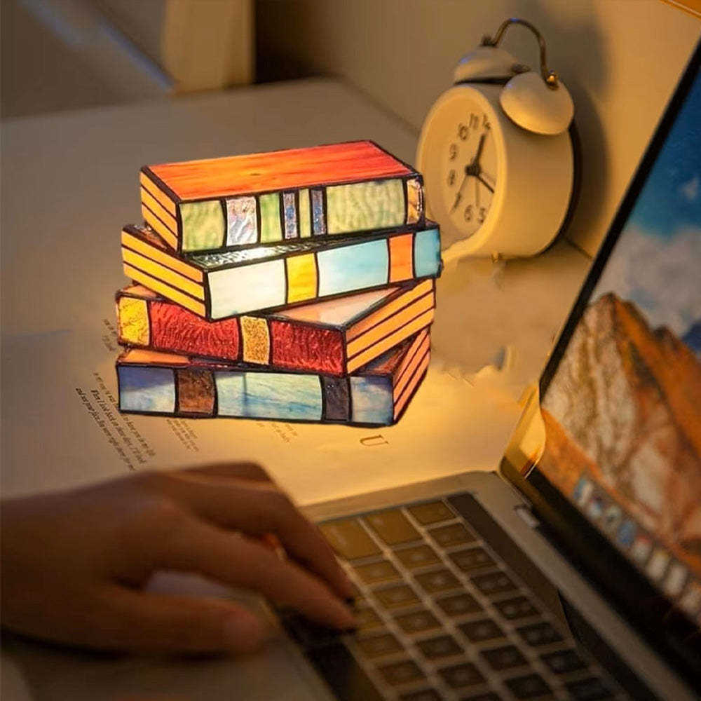 Add an artistic touch to your bedside - This bookshelf lamp is definitely not to be missed