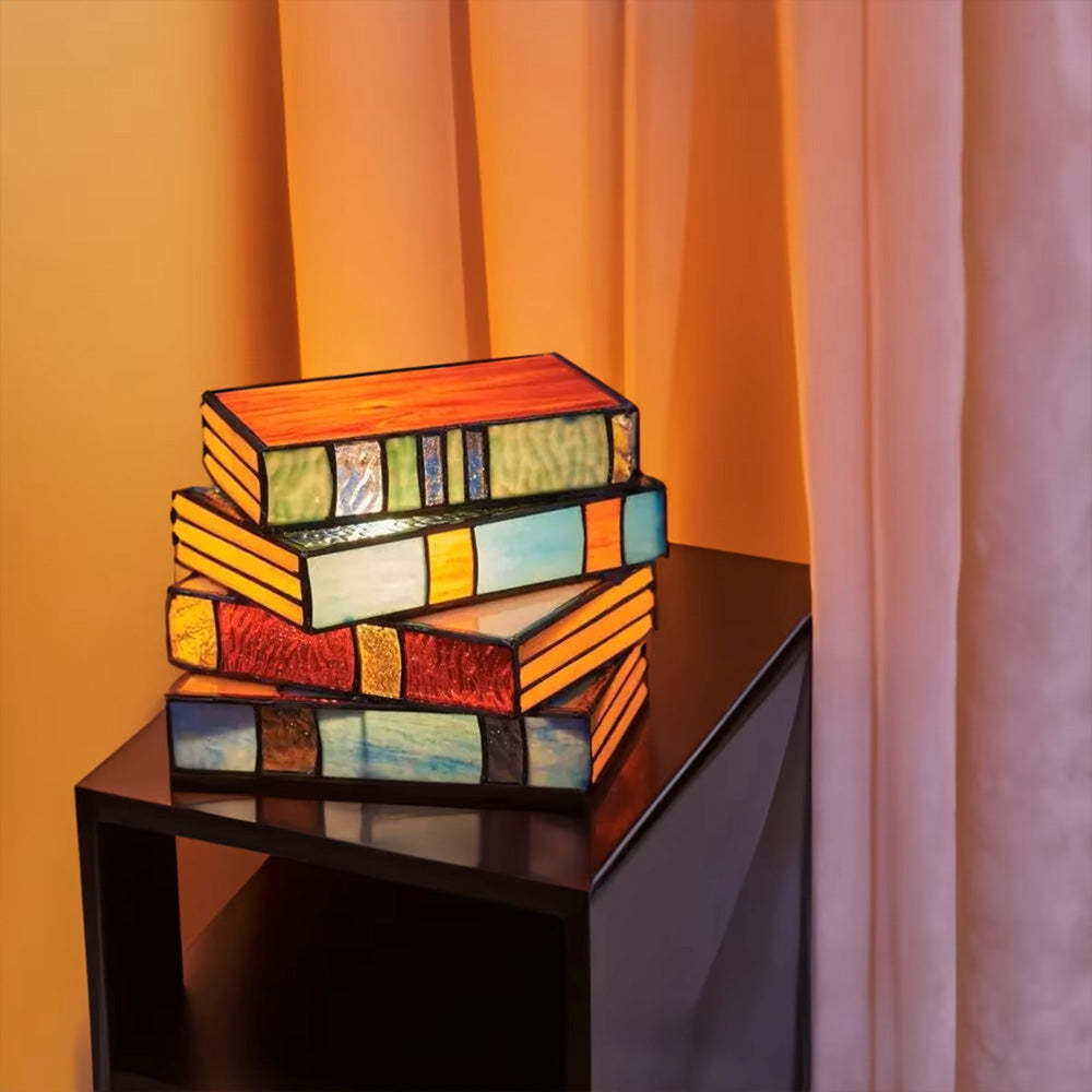 Add an artistic touch to your bedside - This bookshelf lamp is definitely not to be missed