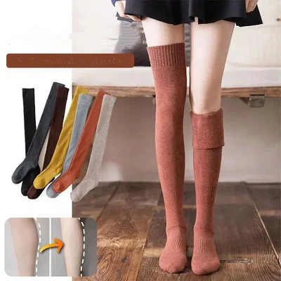 🧦Thickened Over-the-Knee Socks – The Perfect Blend of Warmth and Style
